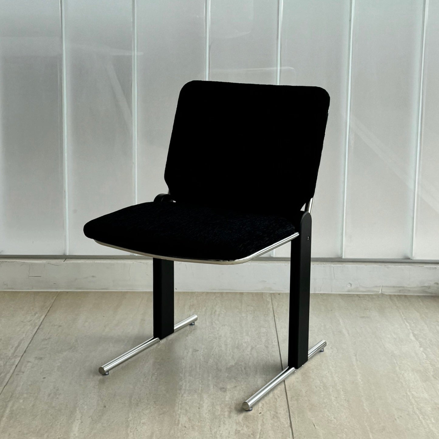 C68 Balance Chrome Chair