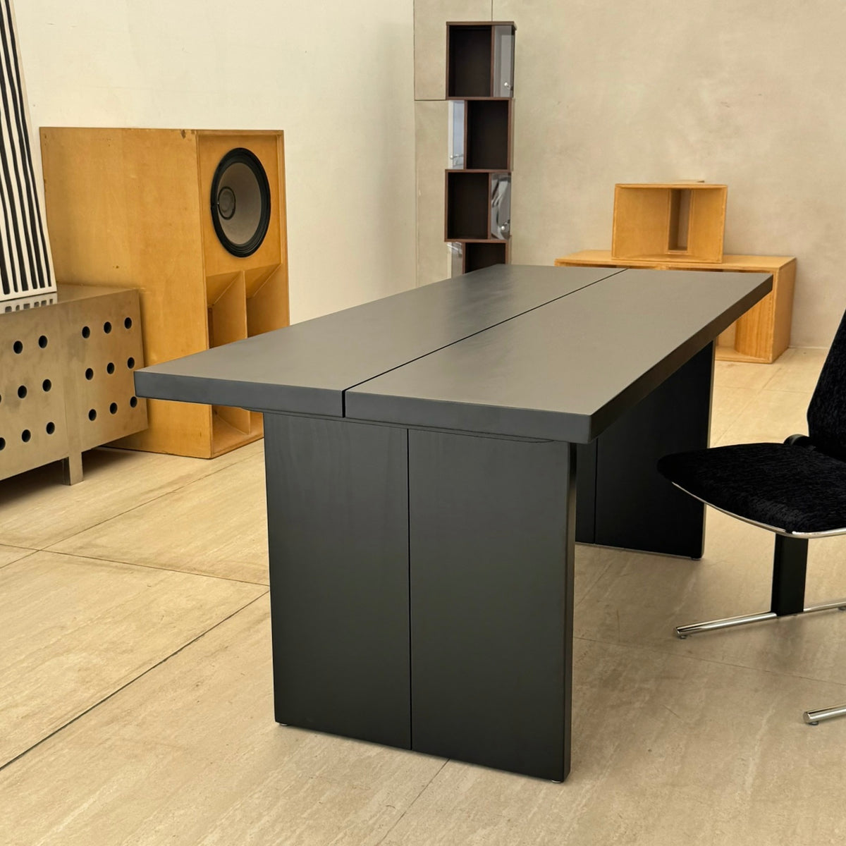 T51 Black Wood Table