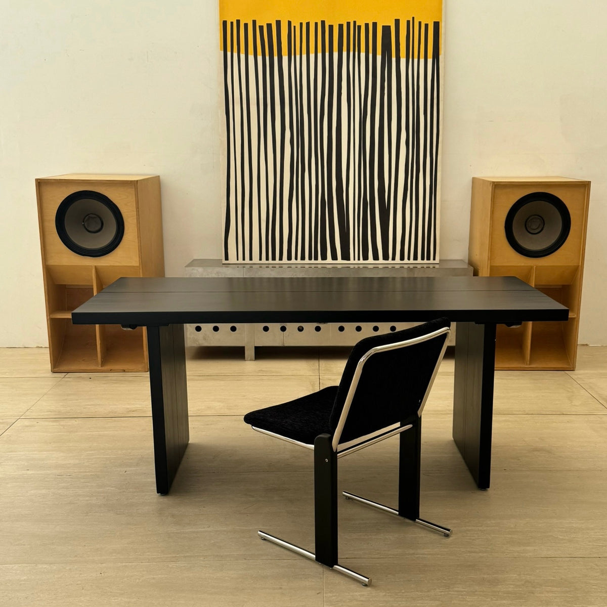T51 Black Wood Table
