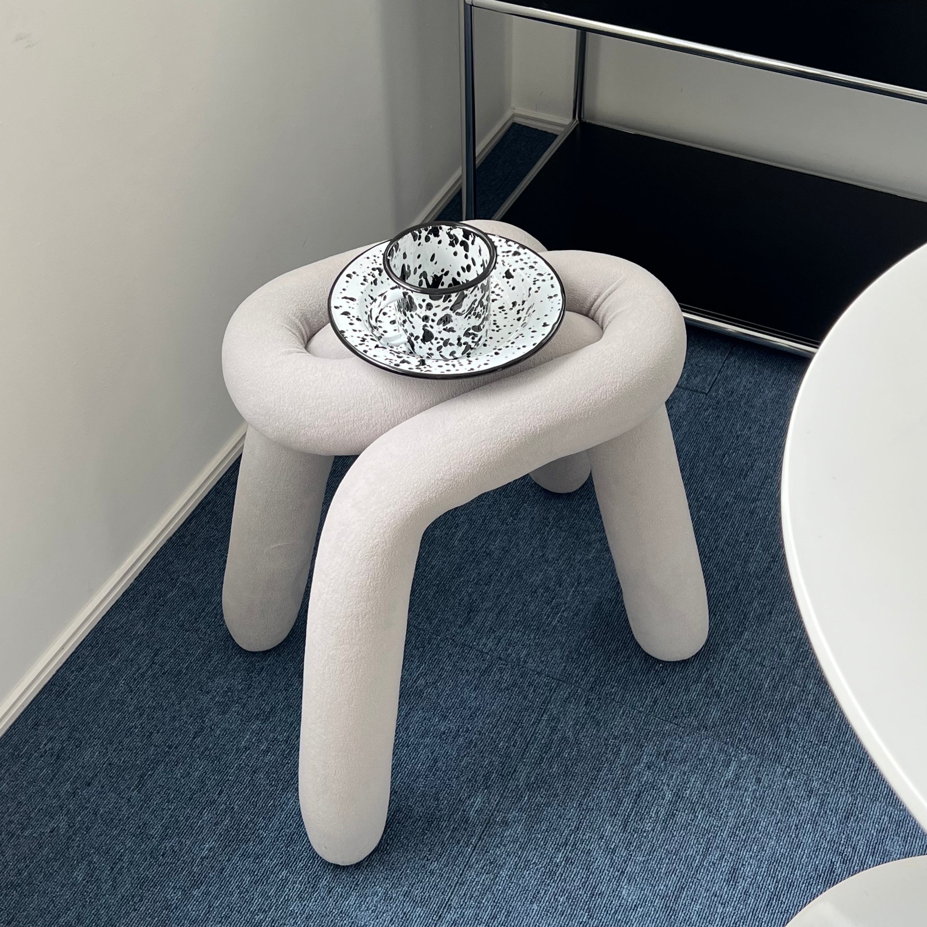 C32 Design flex stool