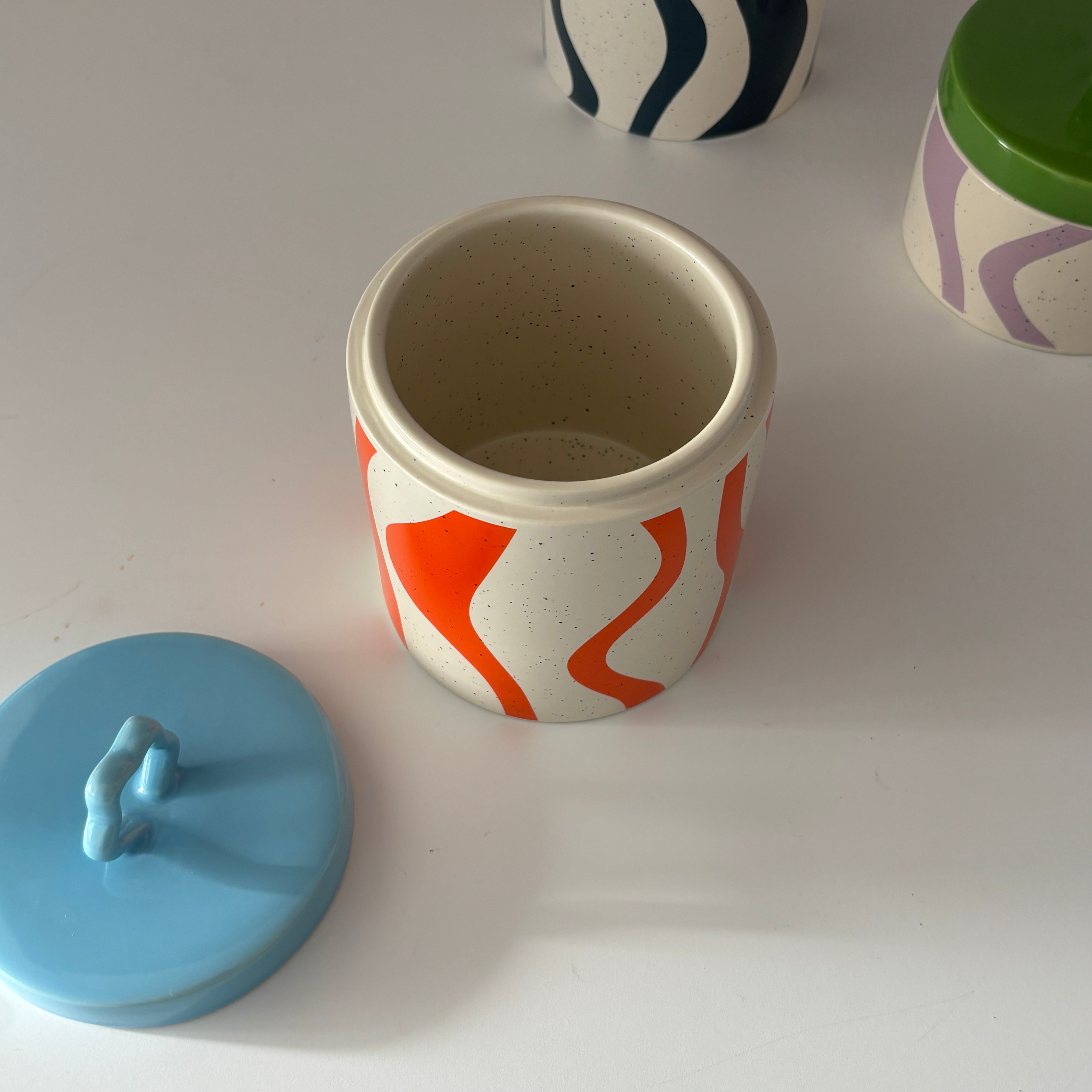 Wavy Pop Canister