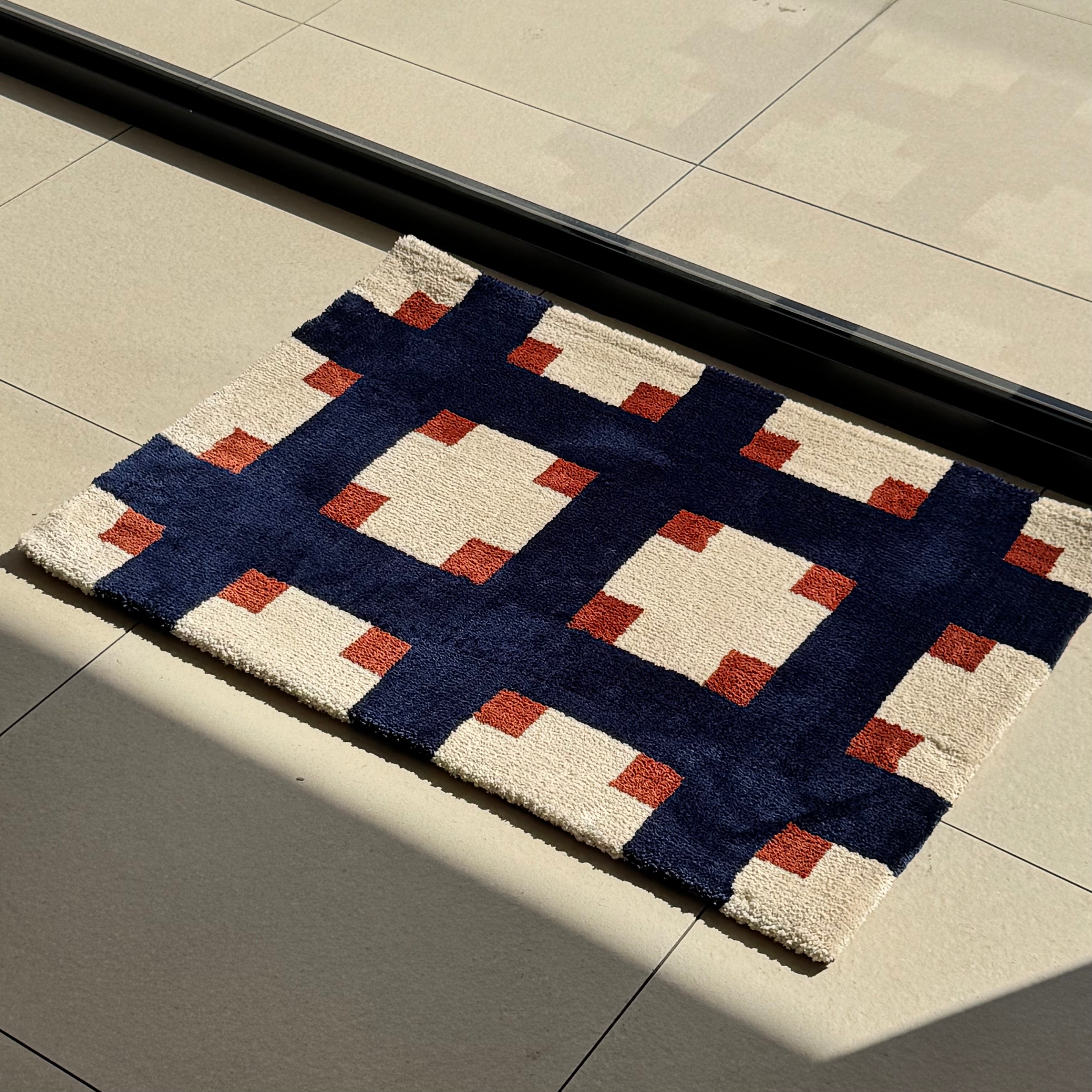 ”Velto” Midnight Grid rug