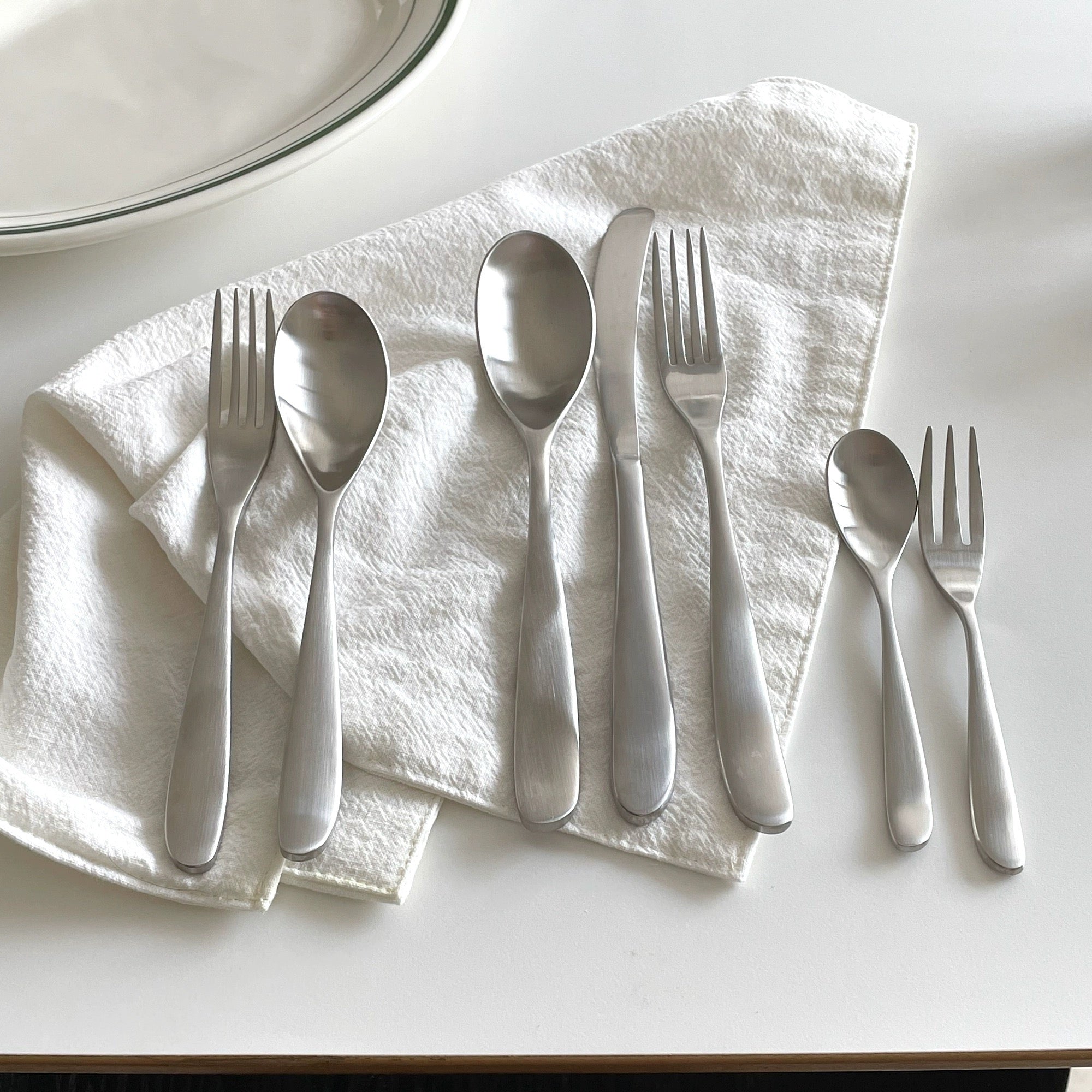 Stainless cutlery