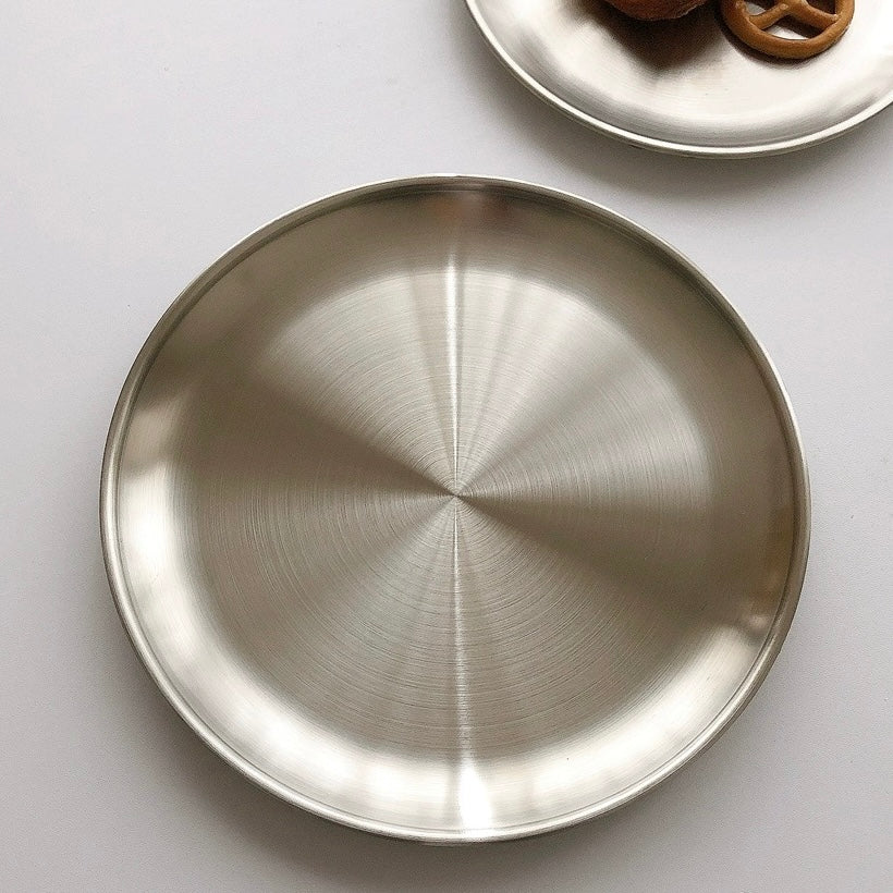 Simple stainless plate