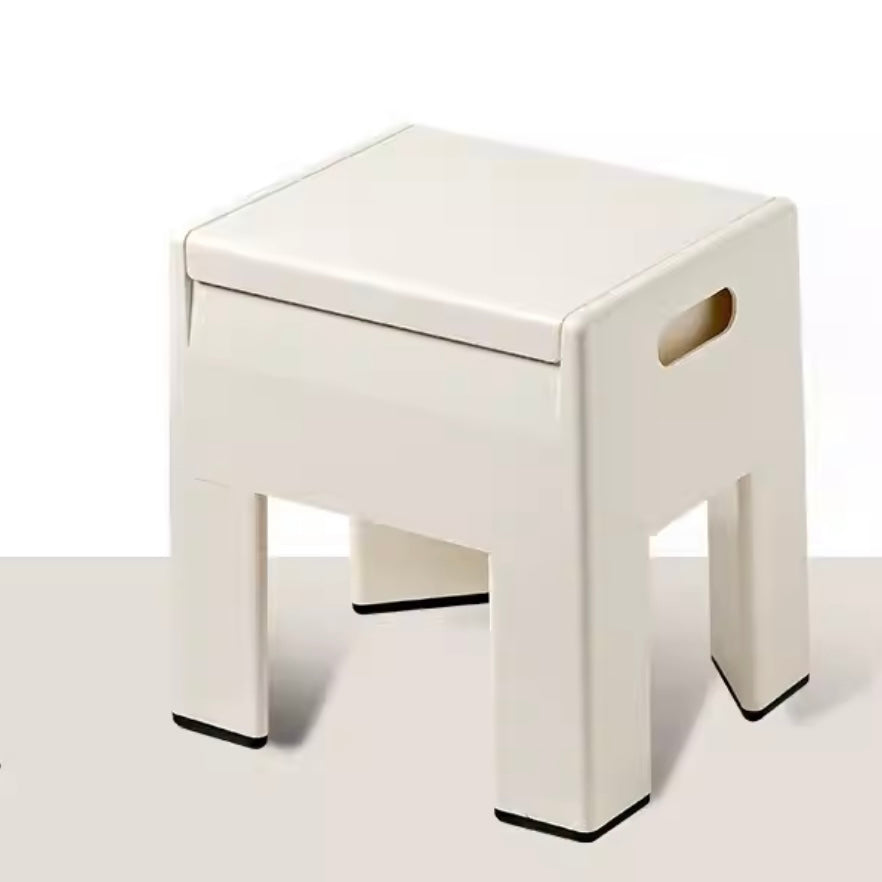 C40 Strage Stool