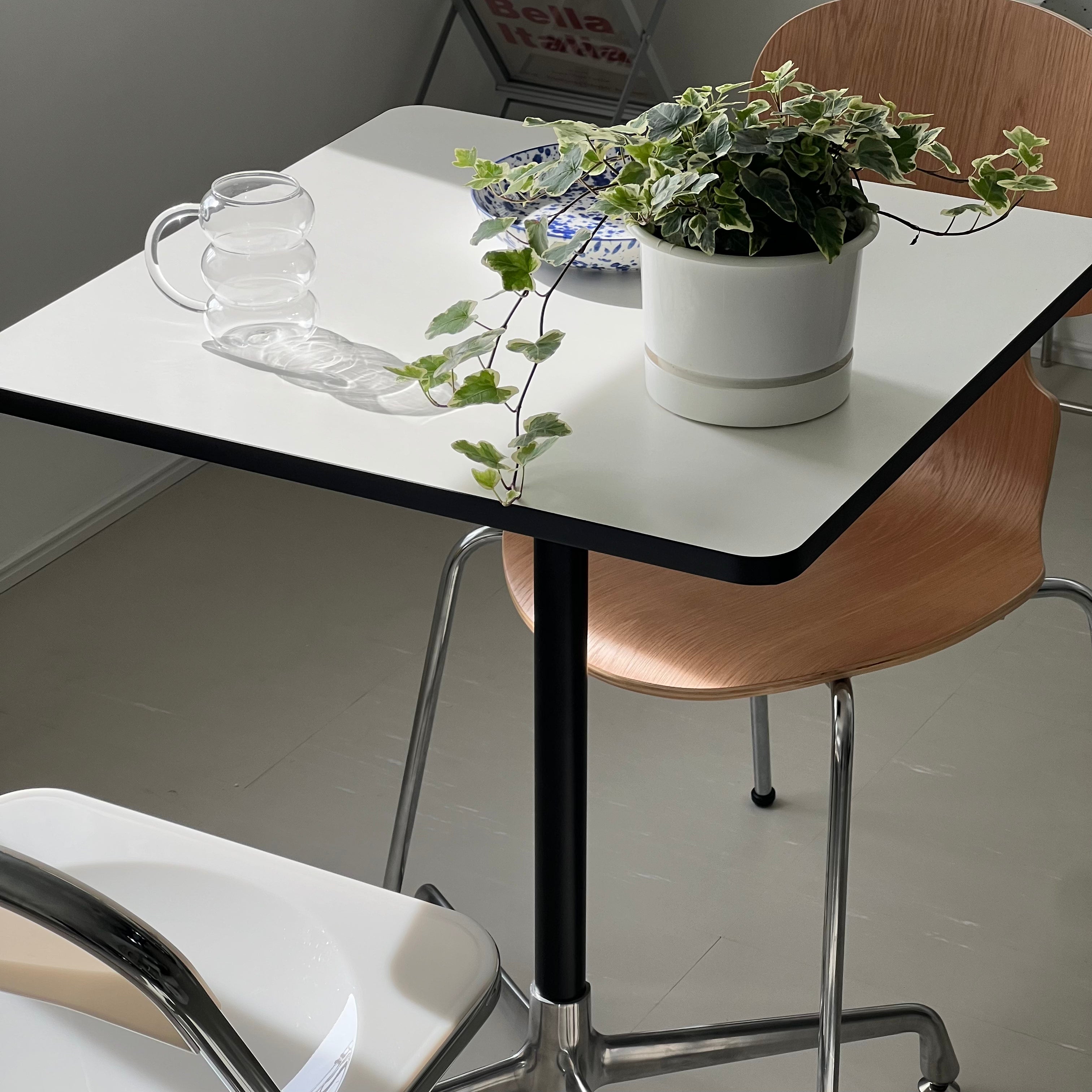 T3-2 DEAN Table Squre