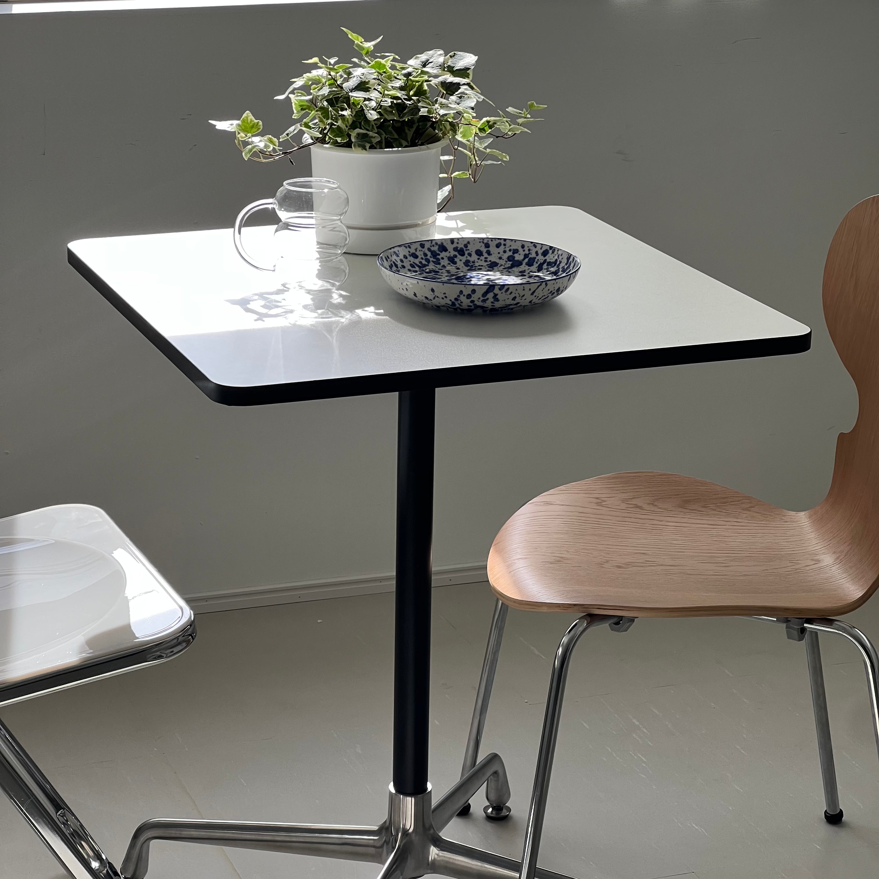 T3-2 DEAN Table Squre