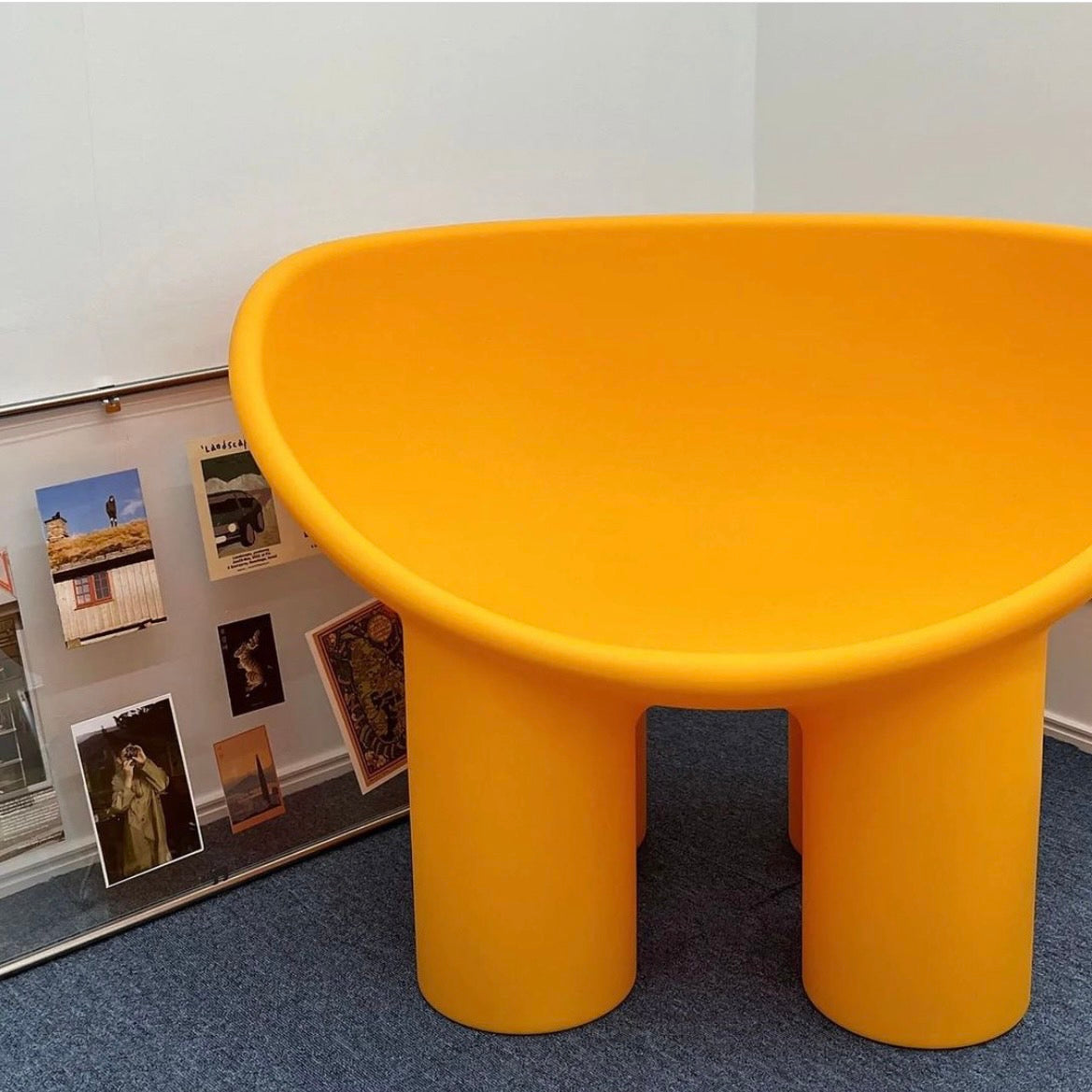 C23 Elephant Leg Chair