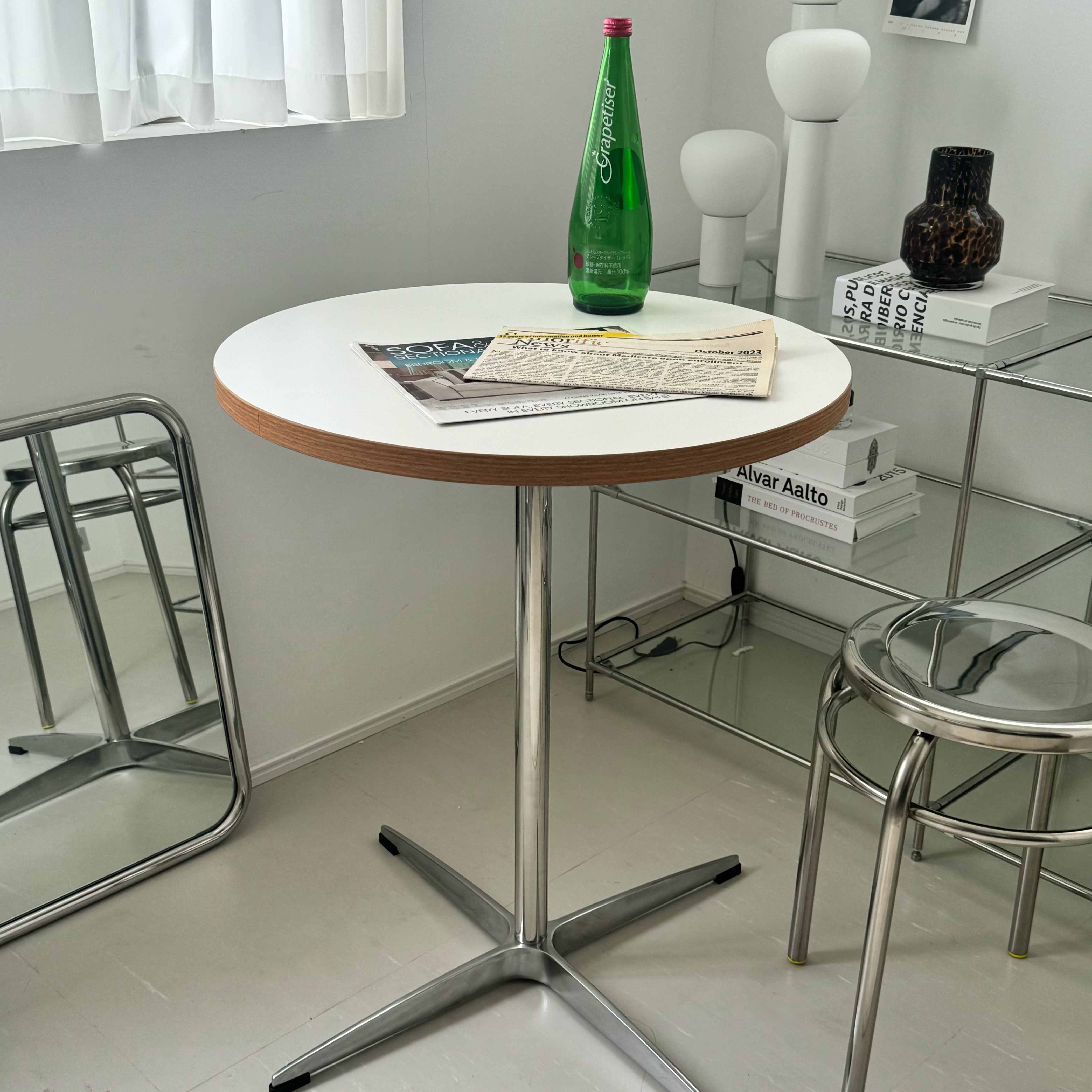 T29 silverwood cafe table