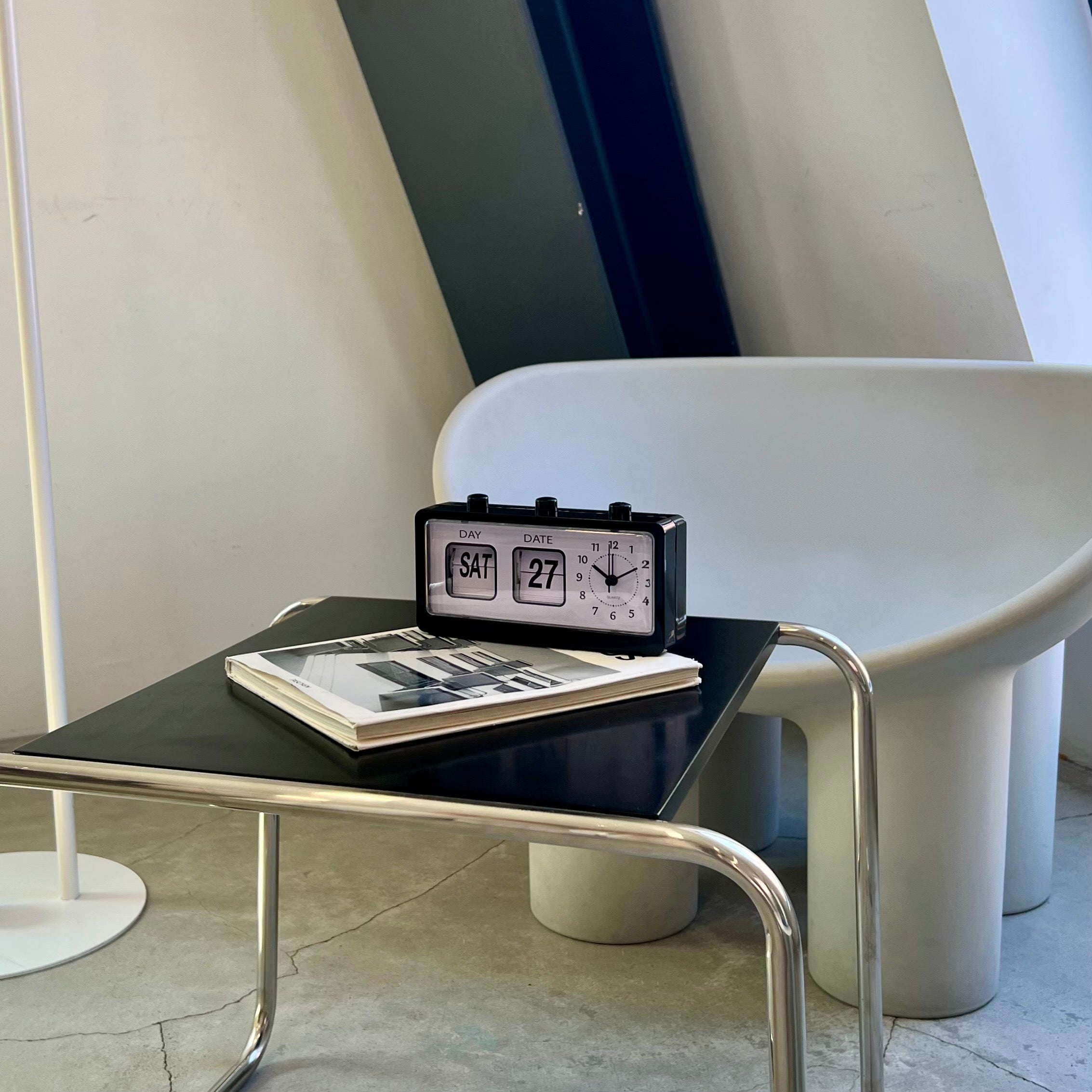 Square pot clock