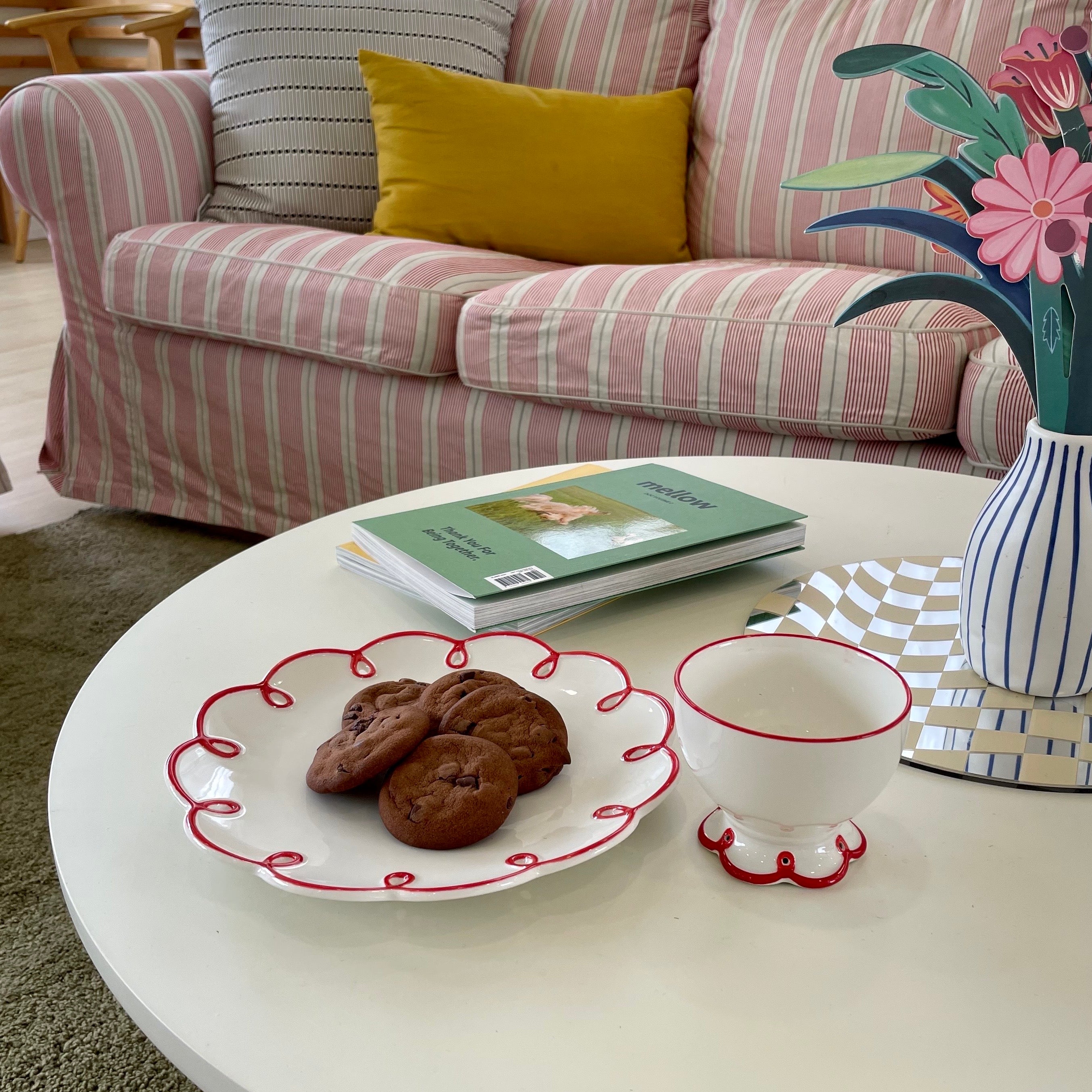 Red ribbon plate・cup