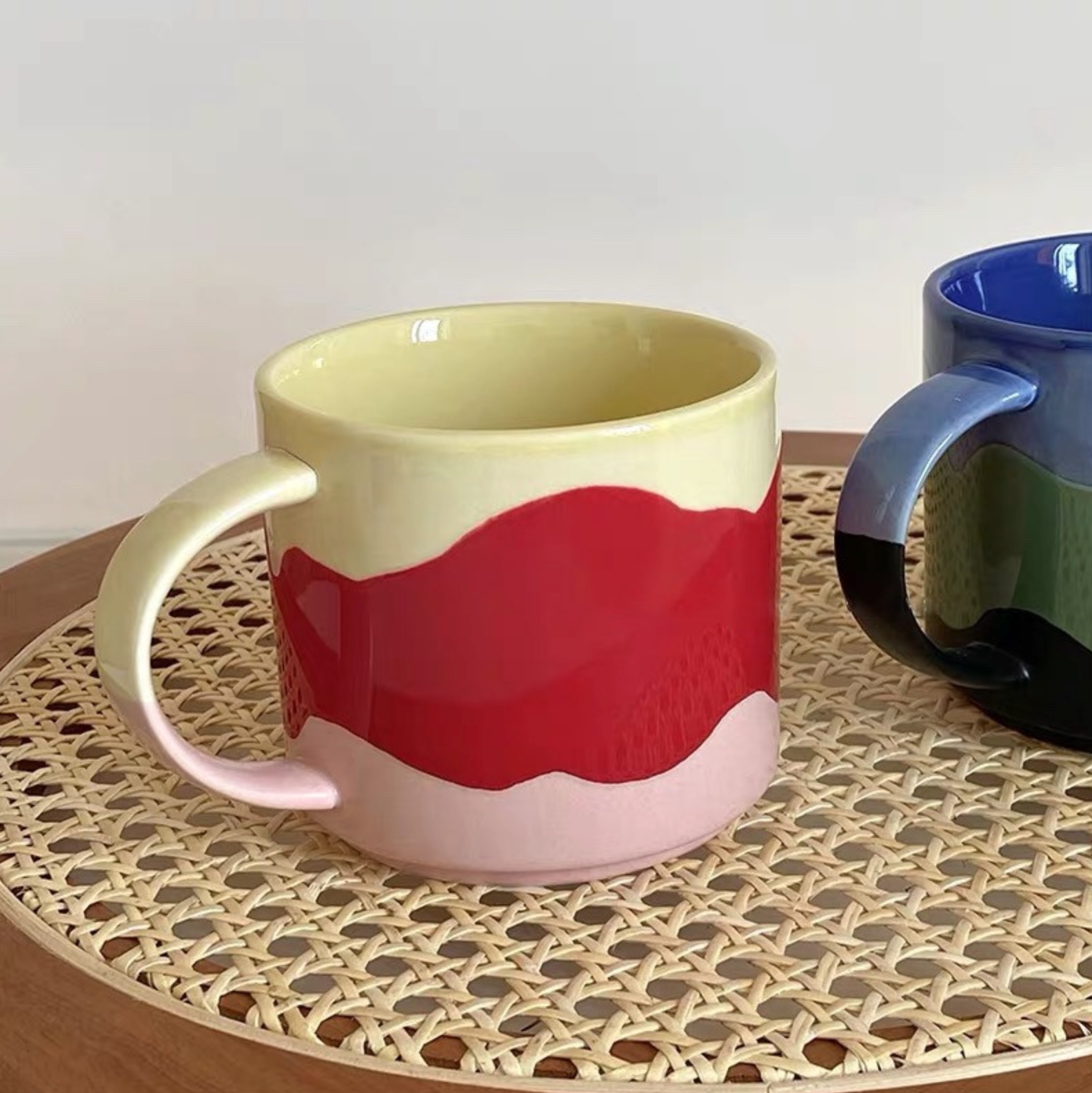 Wave paint mug
