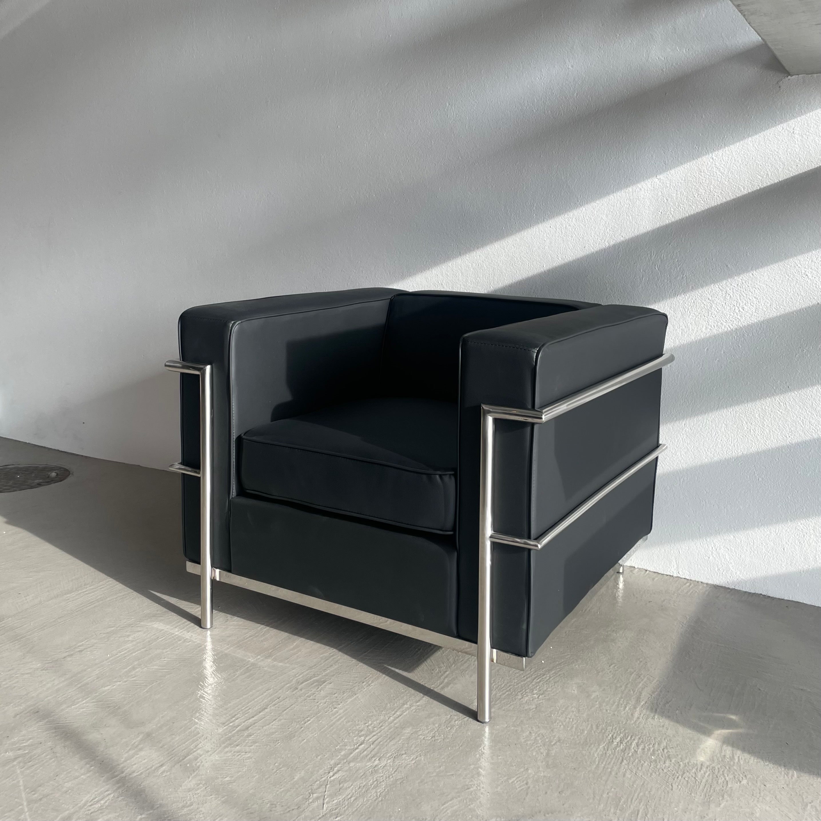 LC sofa