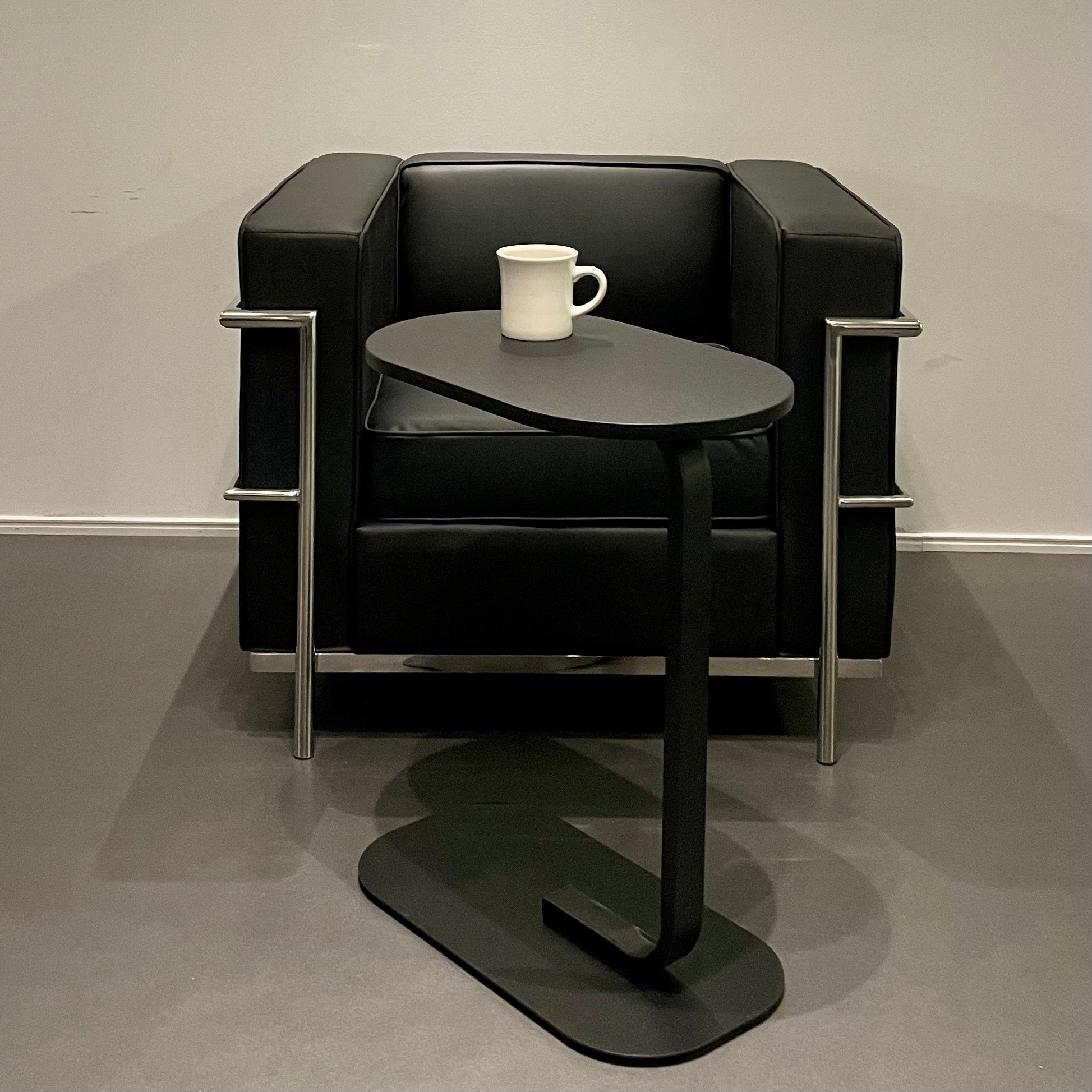 LC sofa