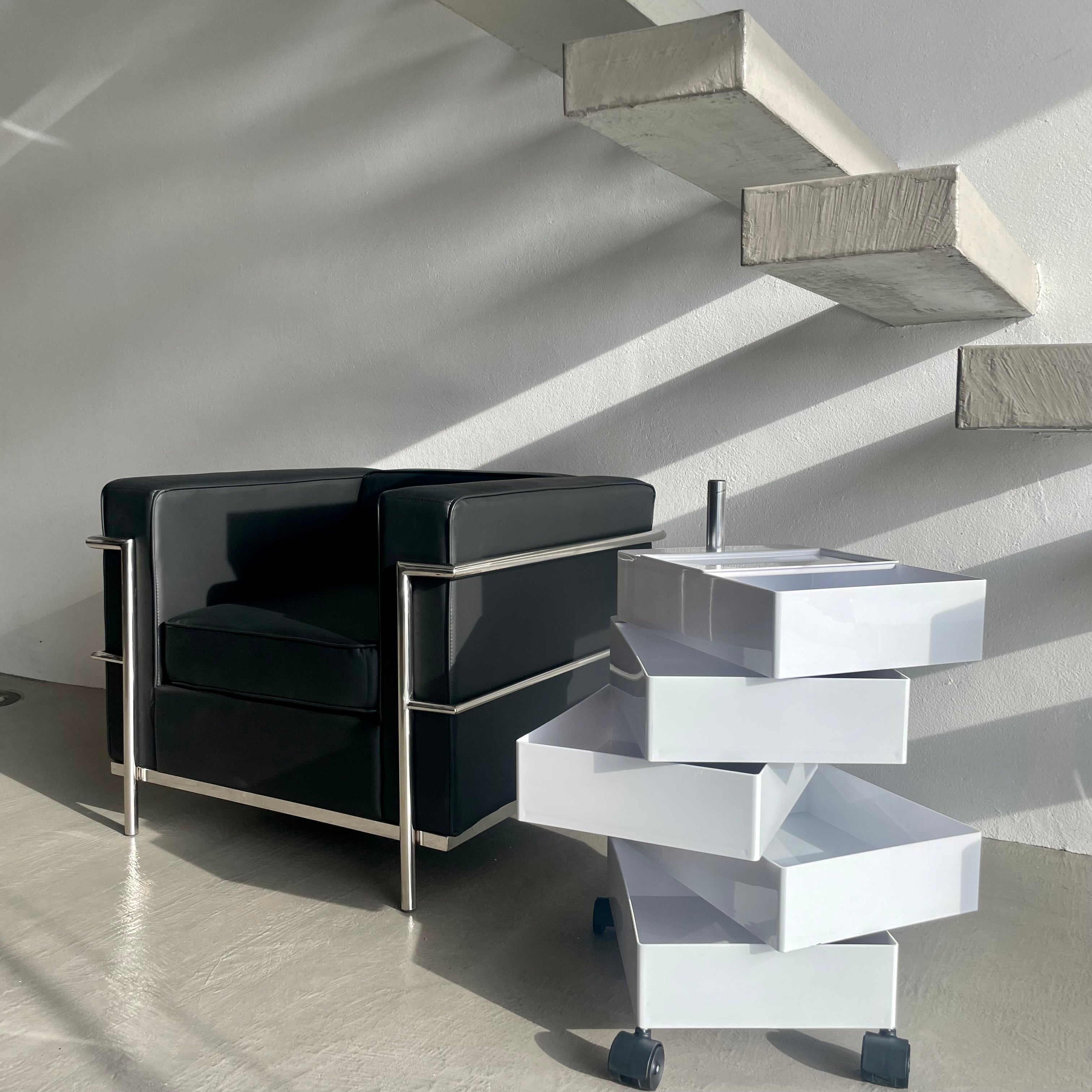 LC sofa