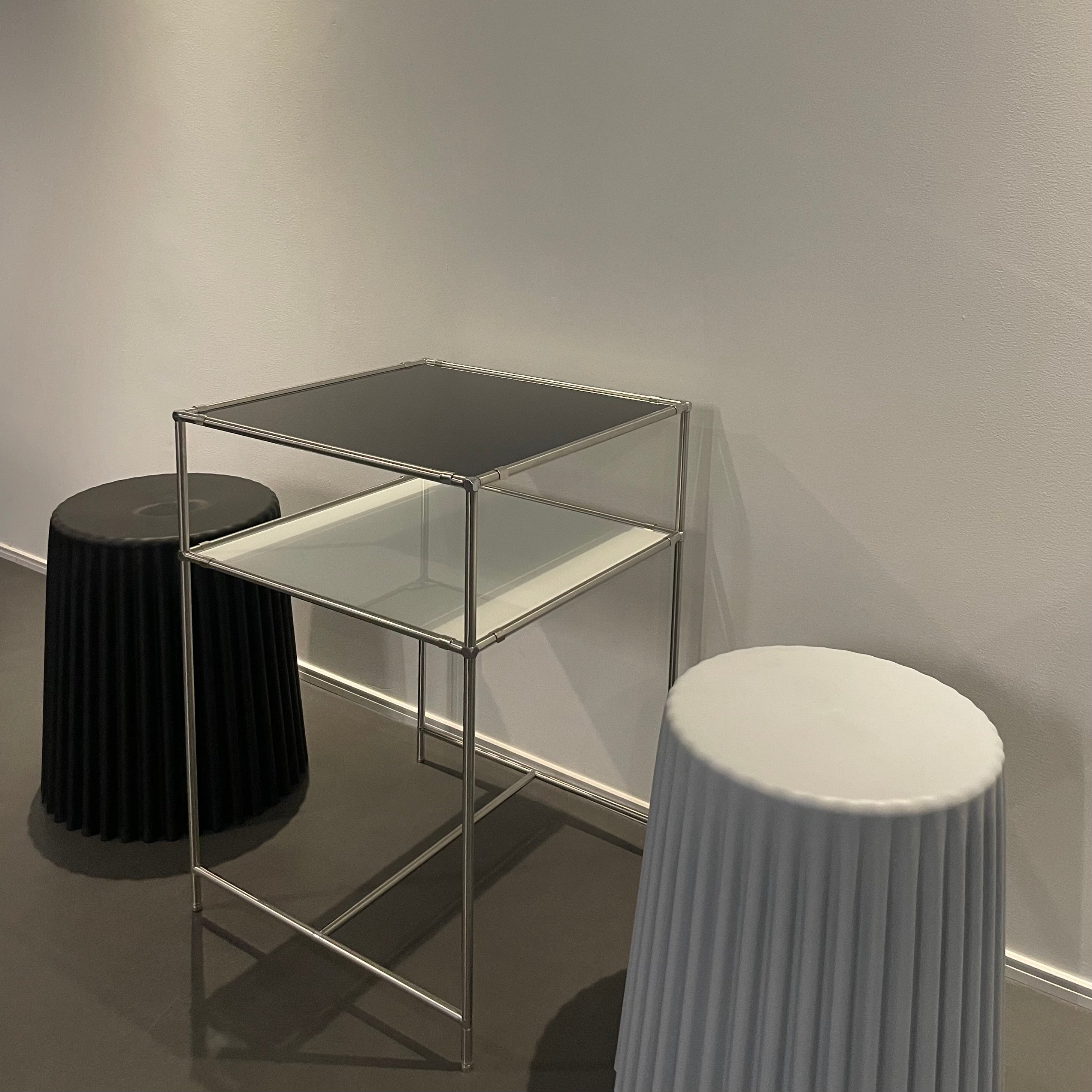 C3 マカロンスツール