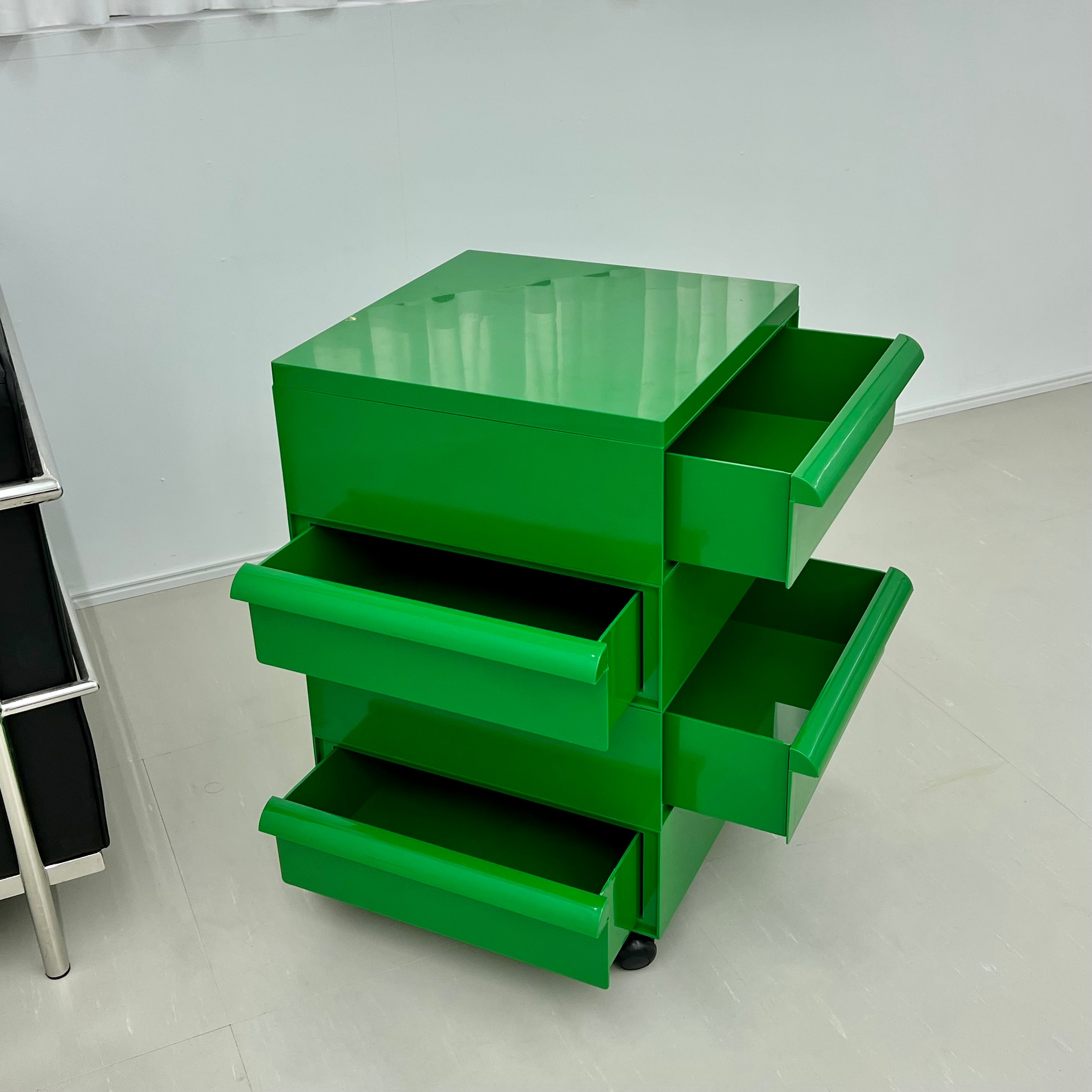 S3 Custom Trolly Box