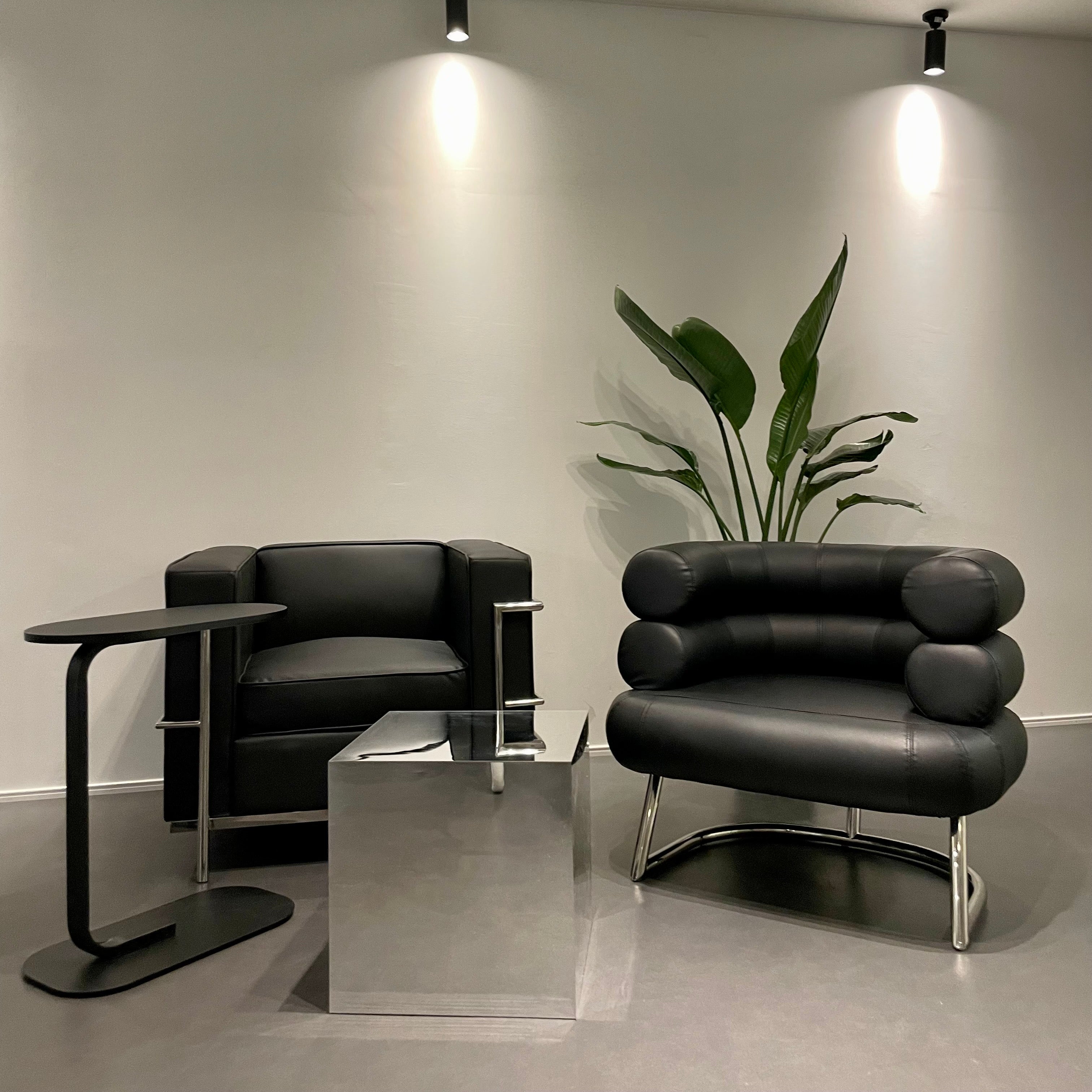 LC sofa