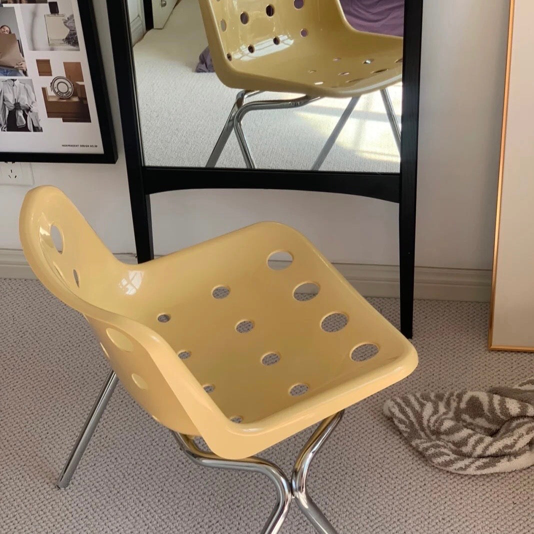 C31 Cheese Chair