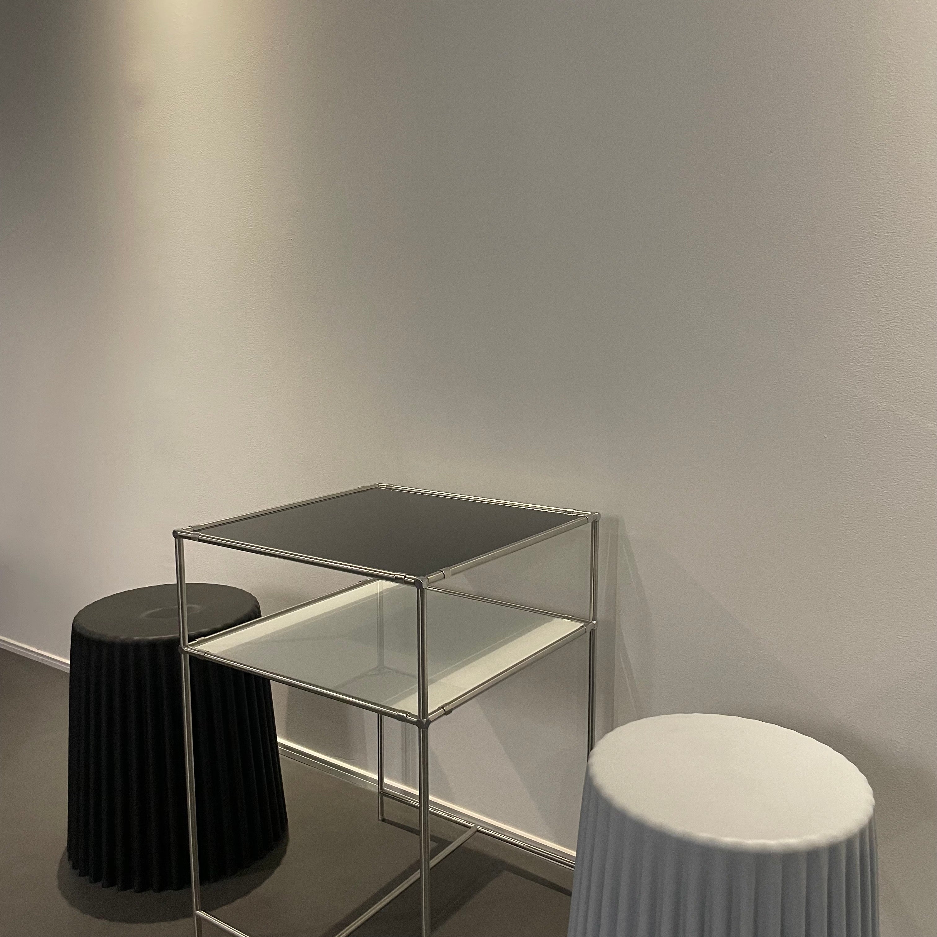 C3 マカロンスツール