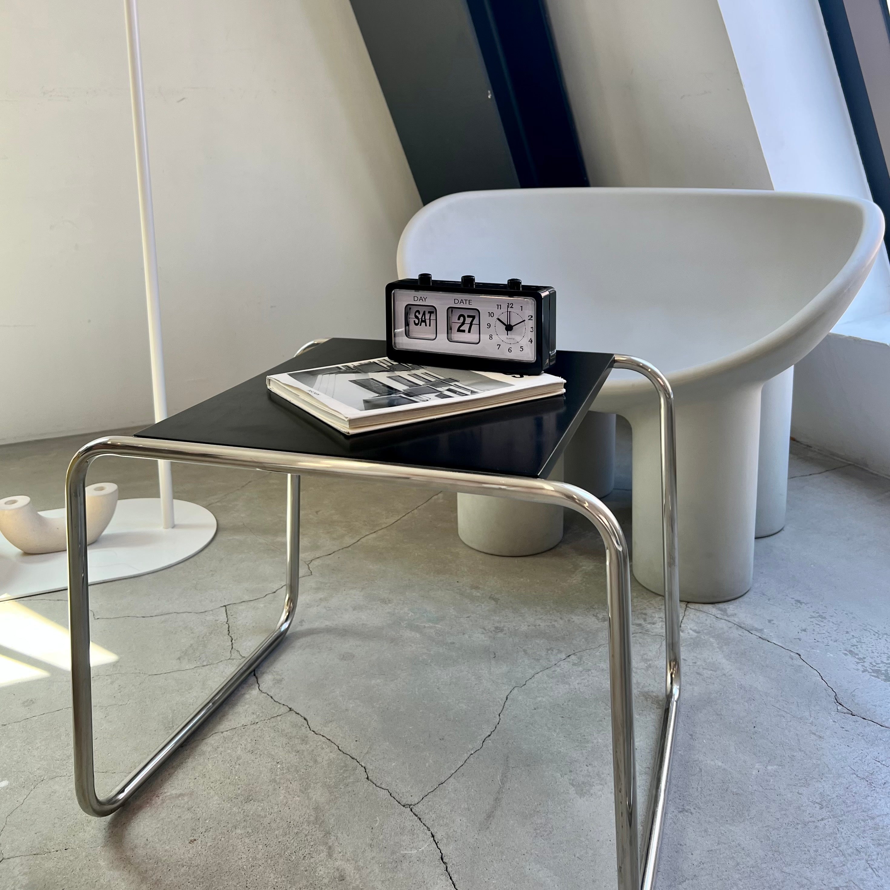 T7 Modern Living Table