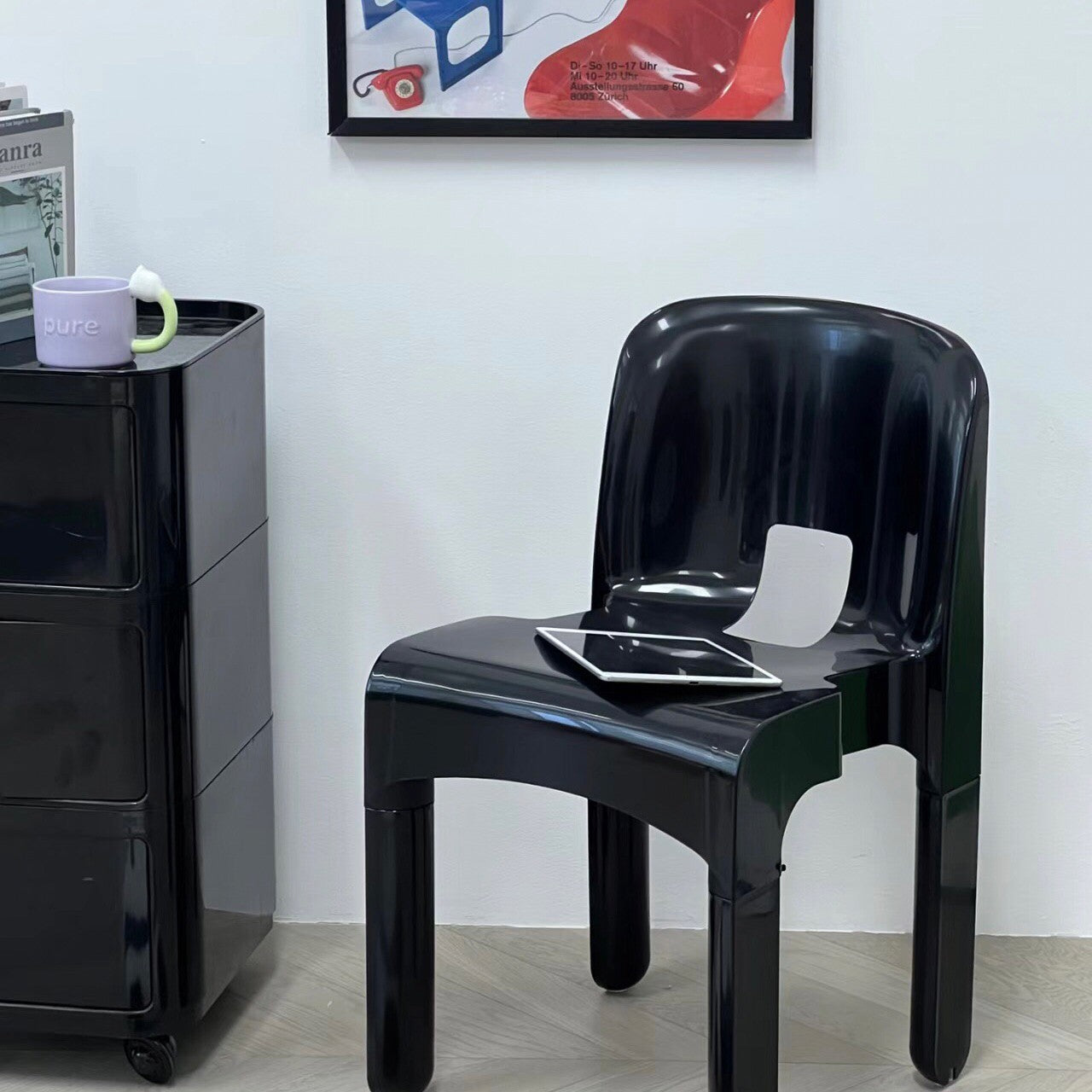 C26 Colorful Block Chair