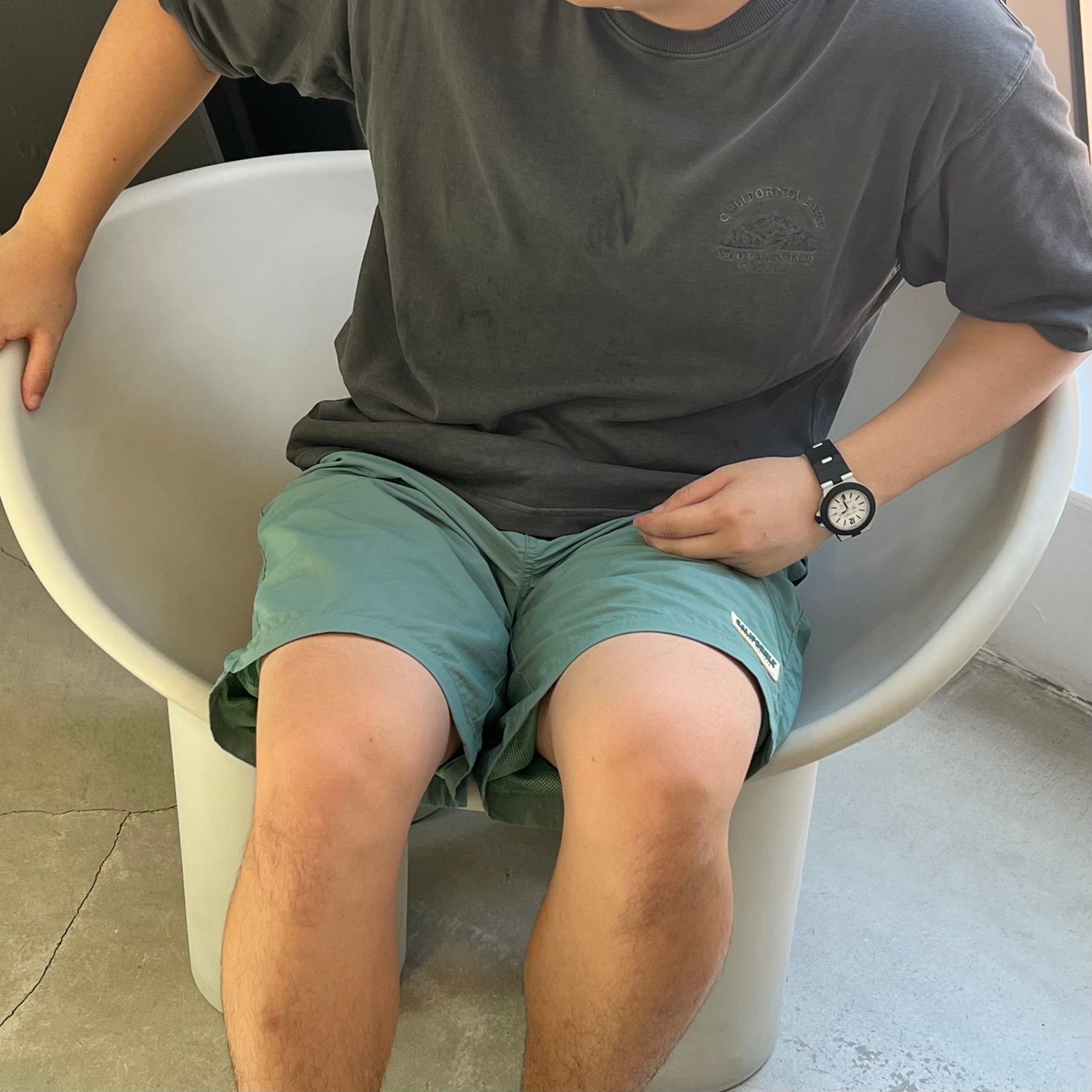 C23 Elephant Leg Chair