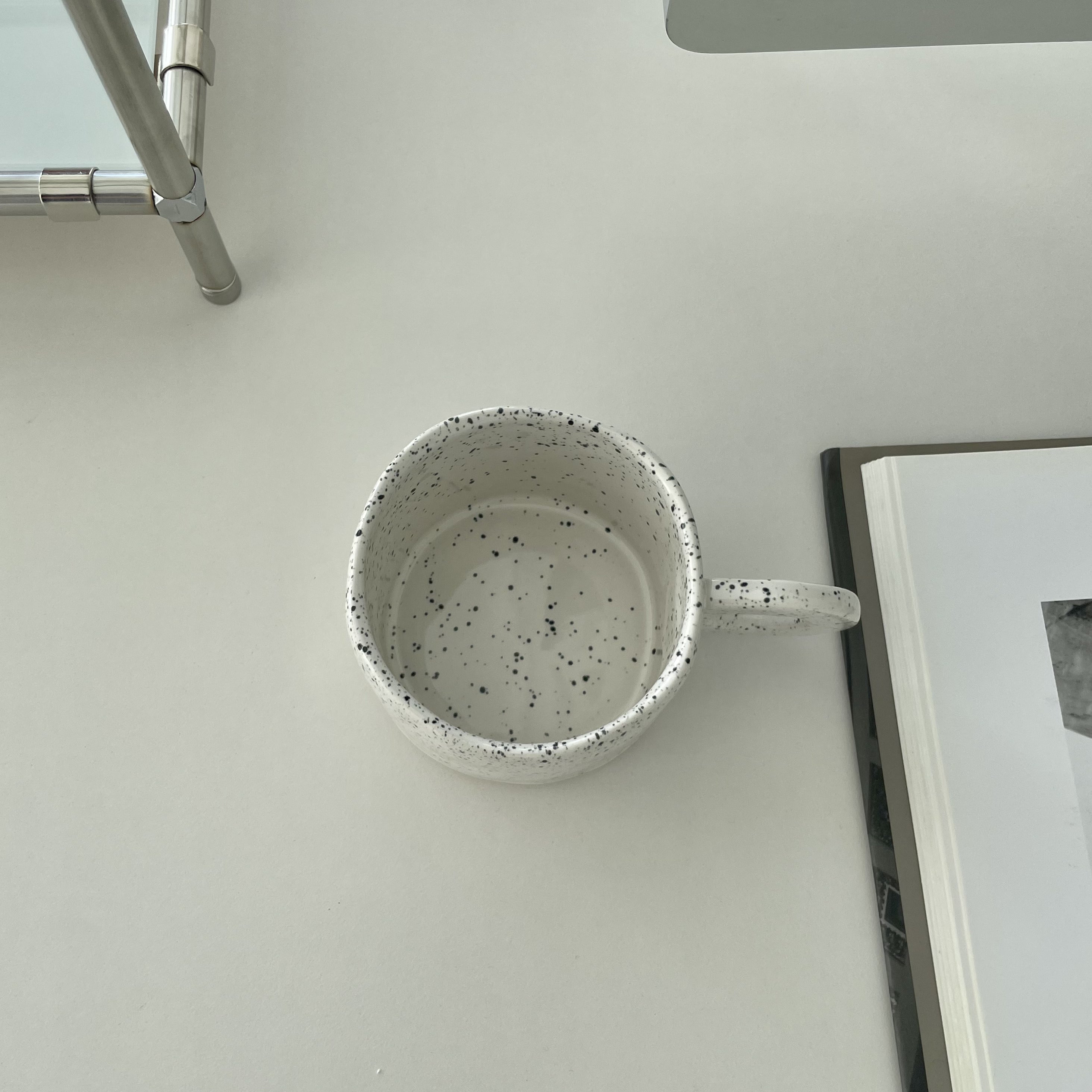 Ring handle cup