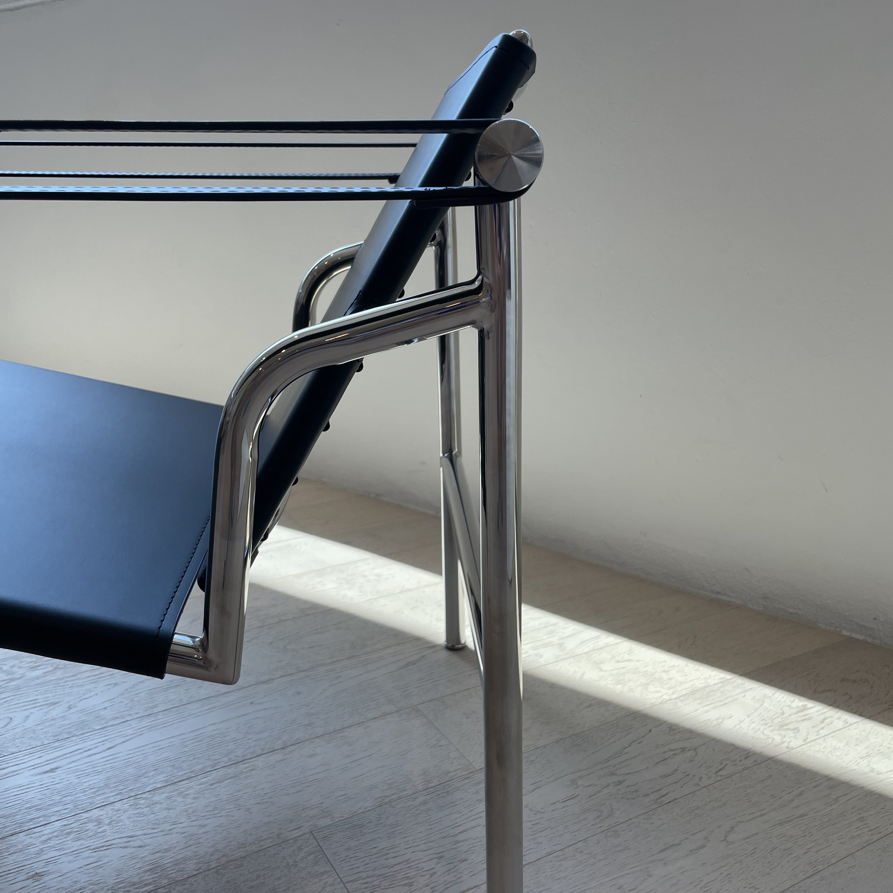 C13 ステンレスラウンジチェア 2color