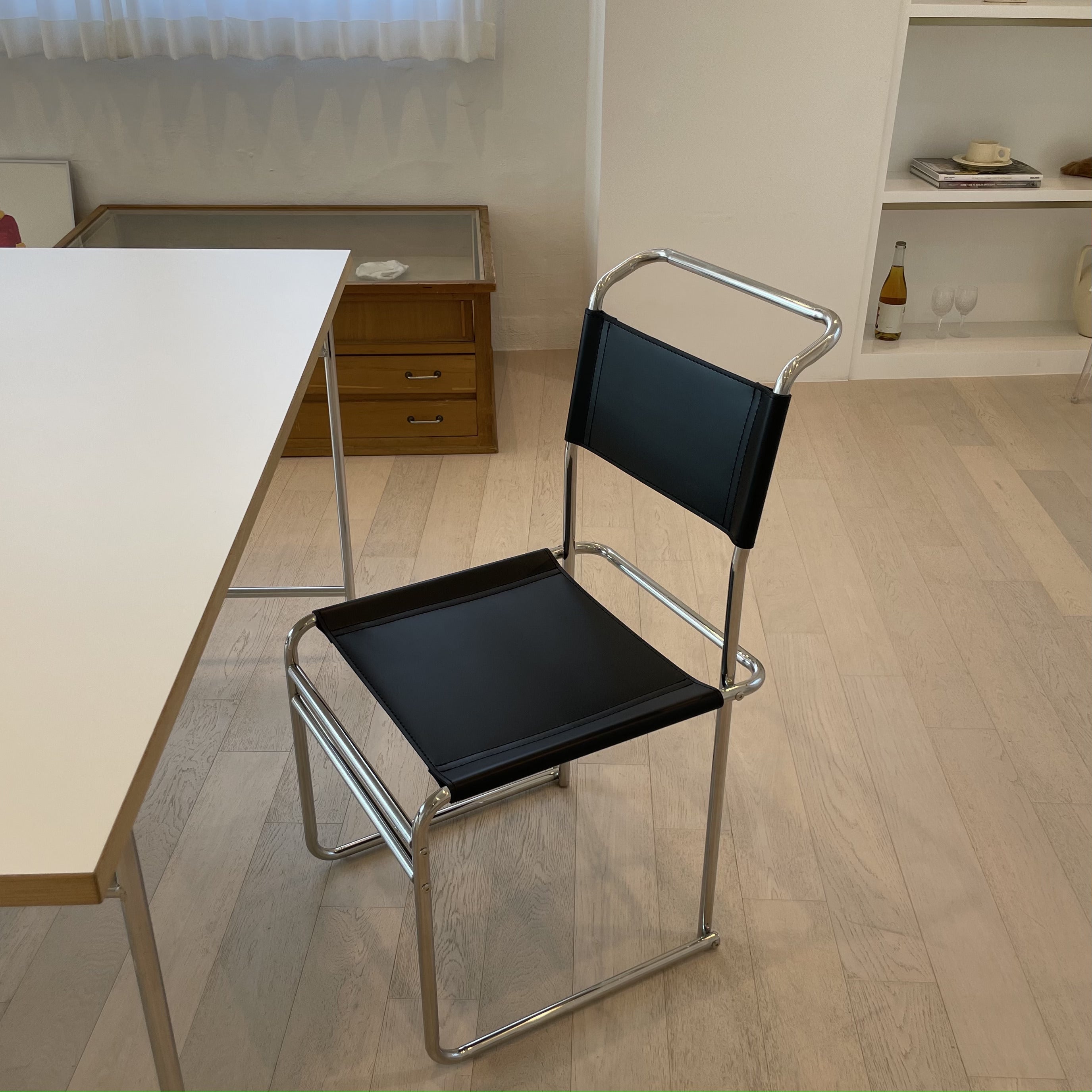 C14 シンプルステンレスチェア