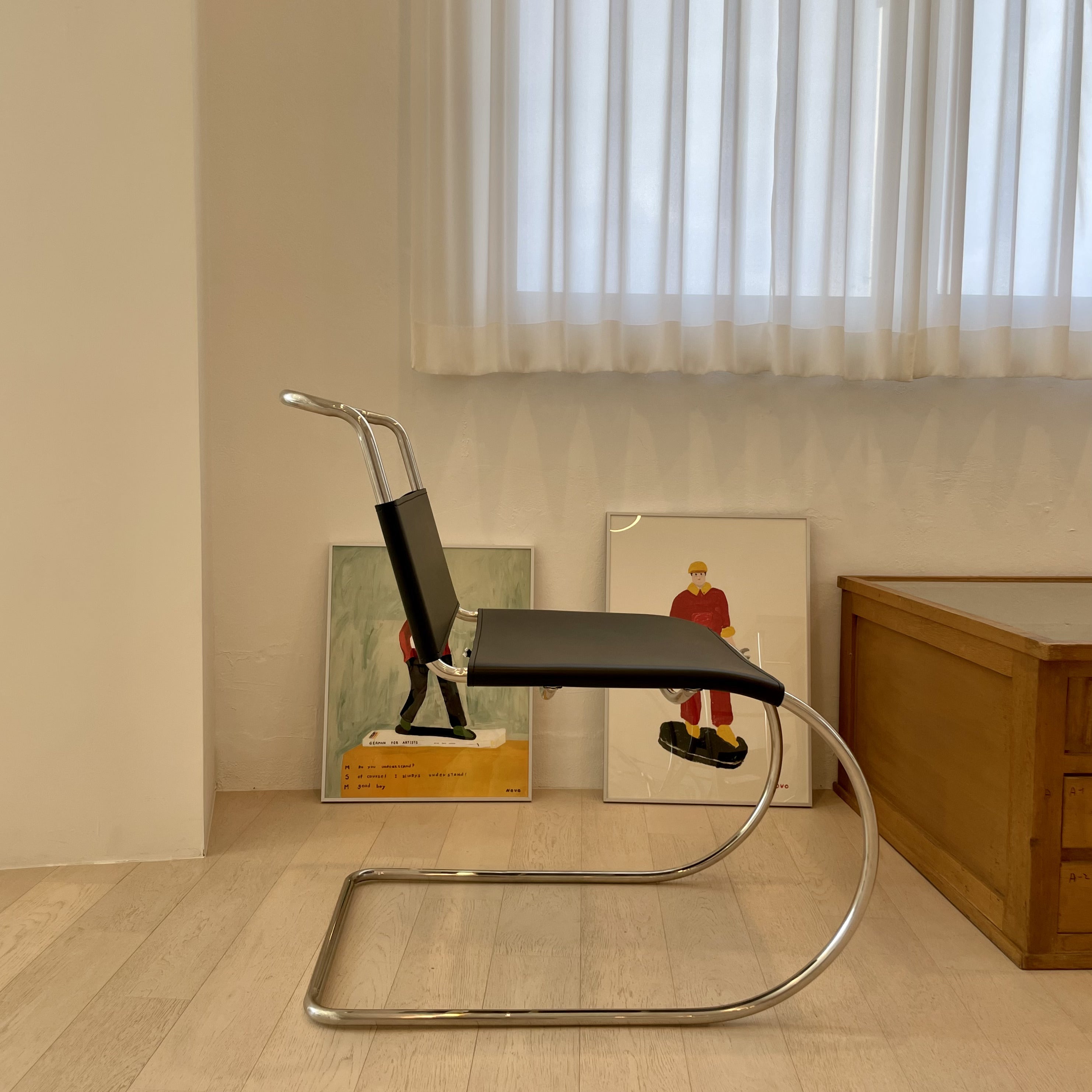 C15 ステンレスラウンドレッグチェア 4color