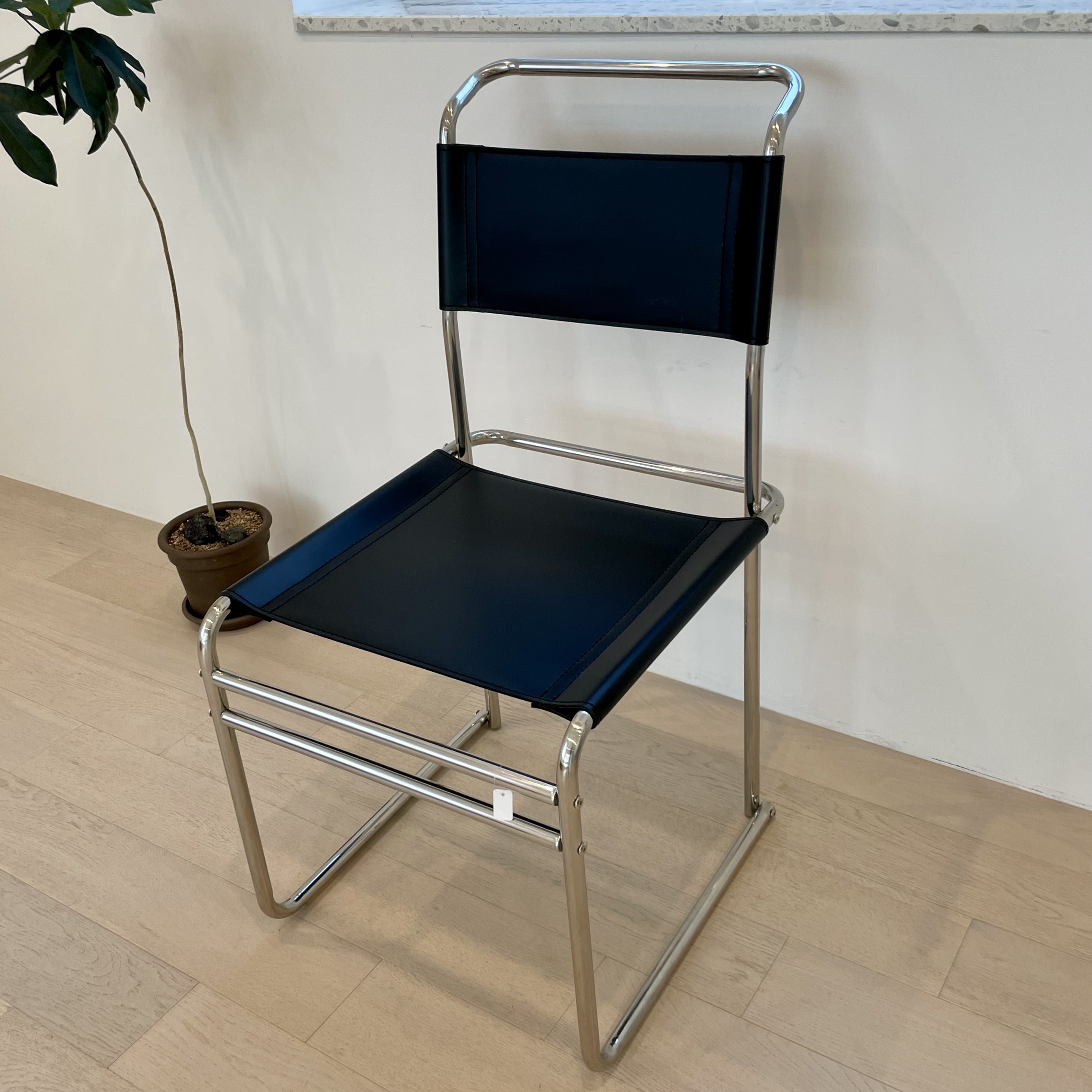 C14 シンプルステンレスチェア