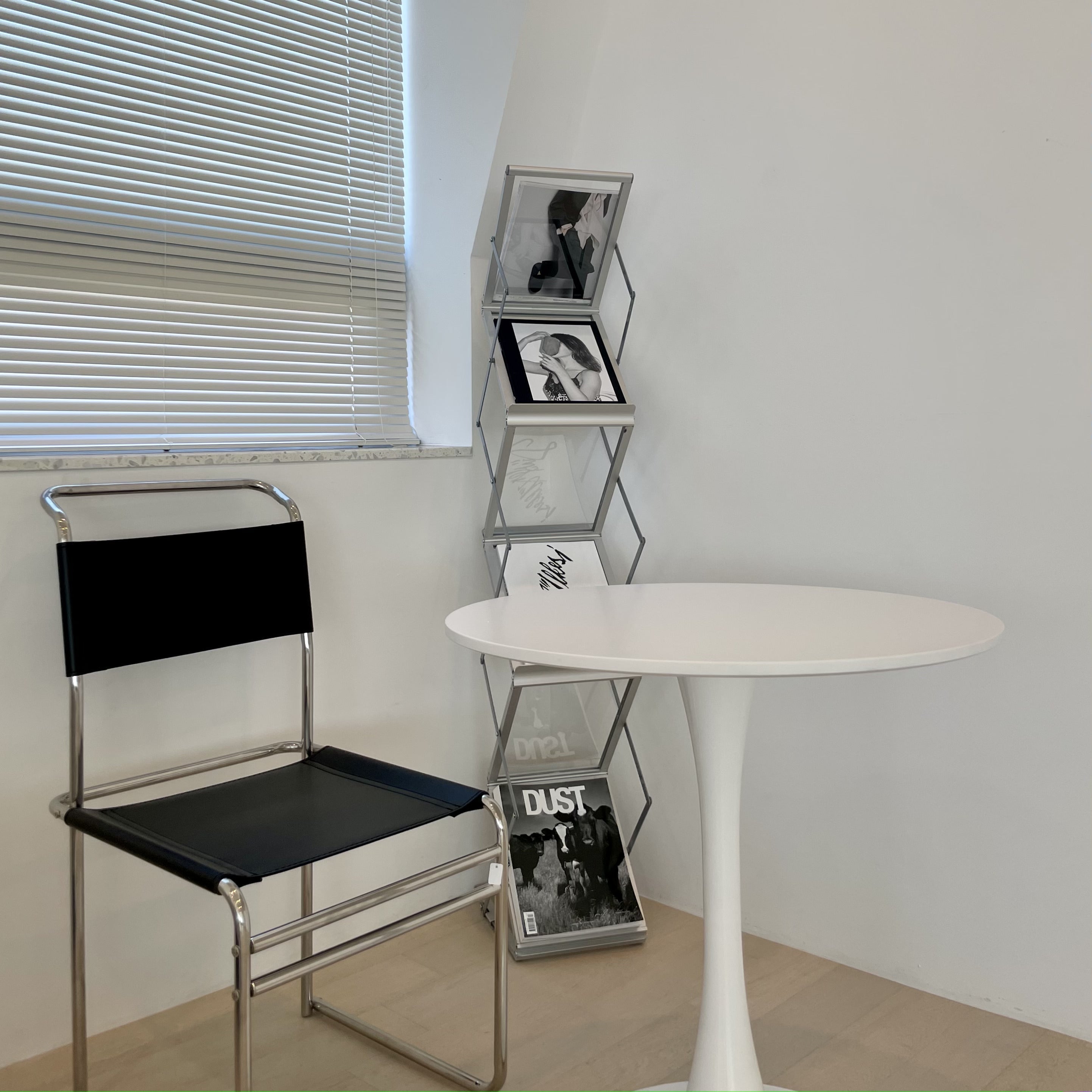 C14 シンプルステンレスチェア