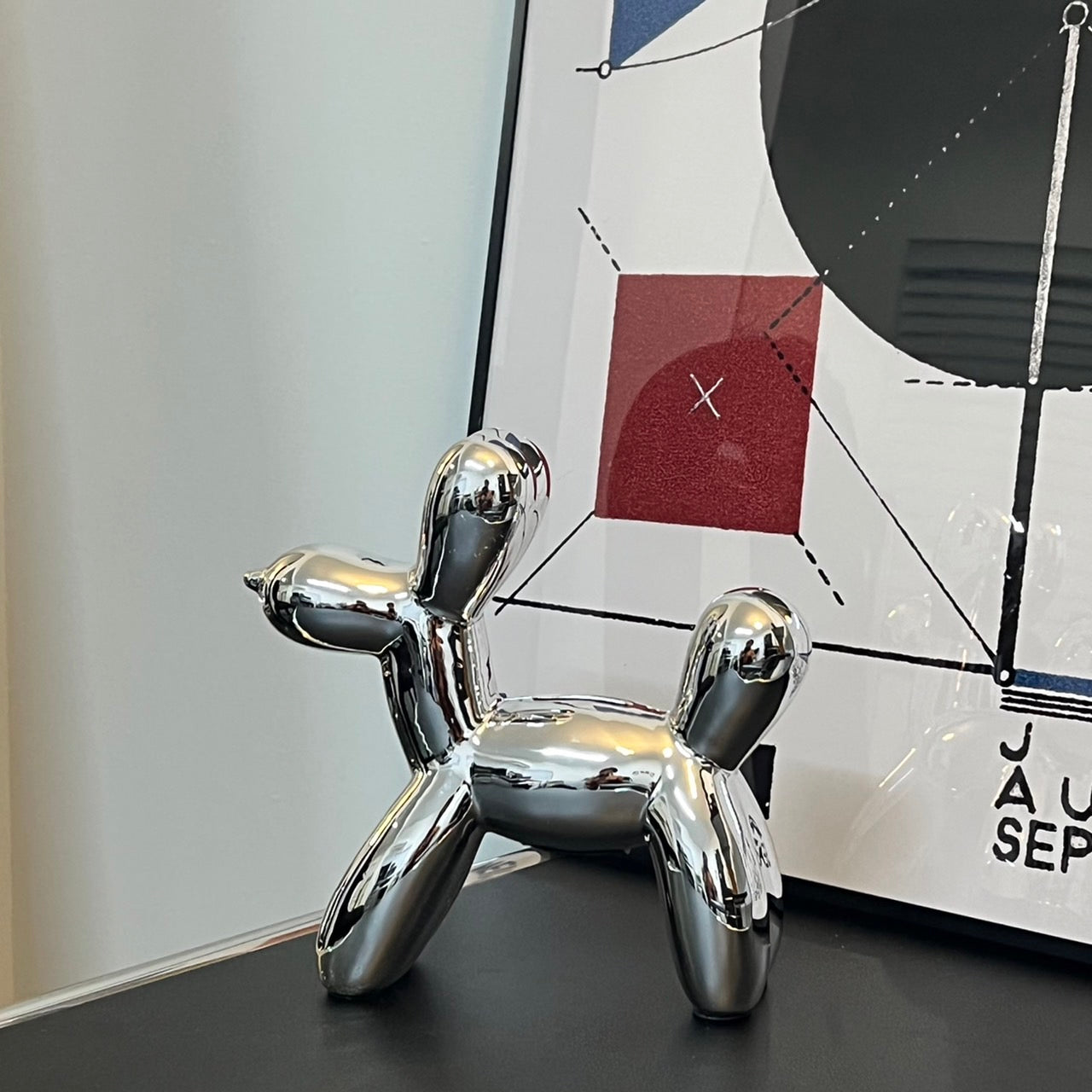 Silver dog objet