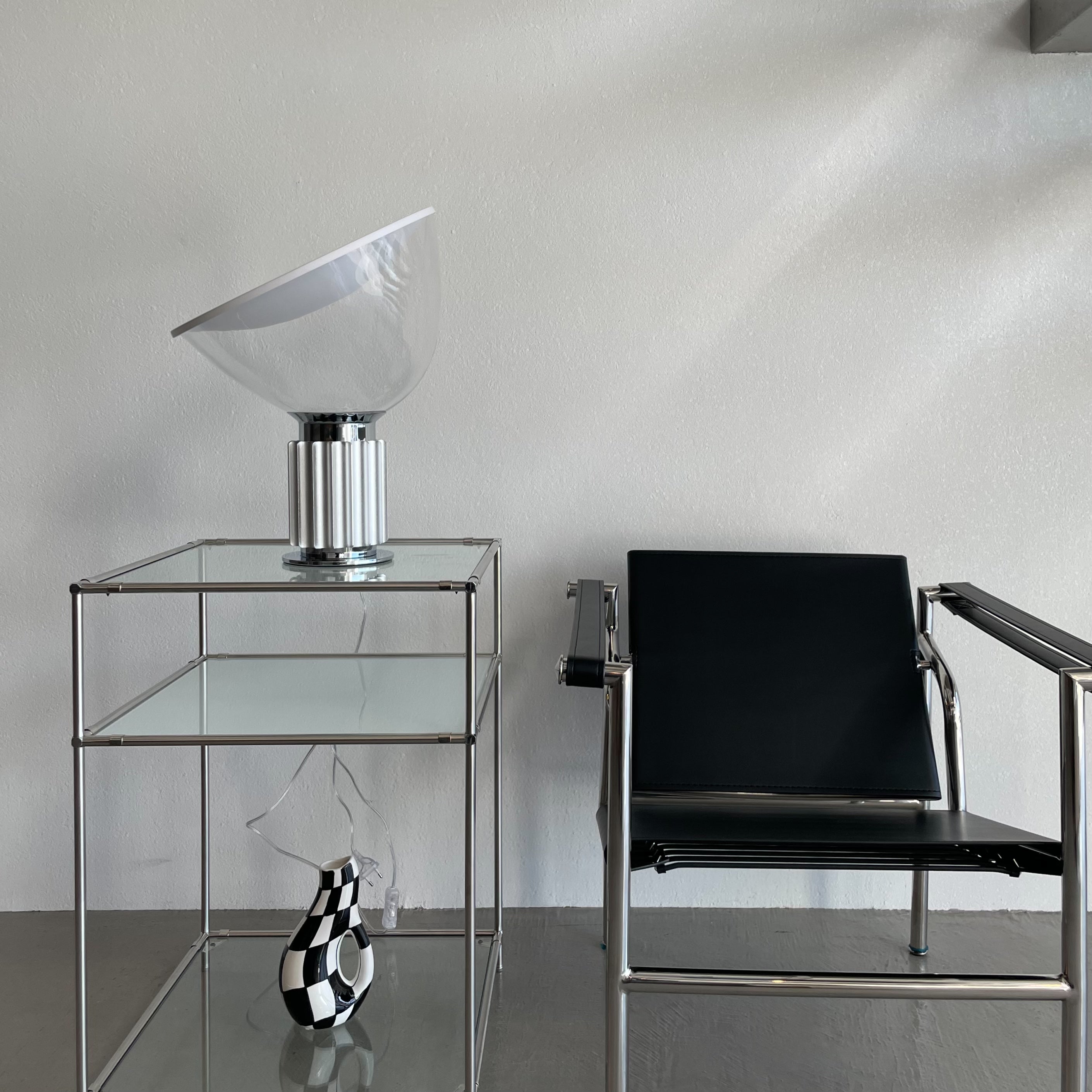 Mono vase
