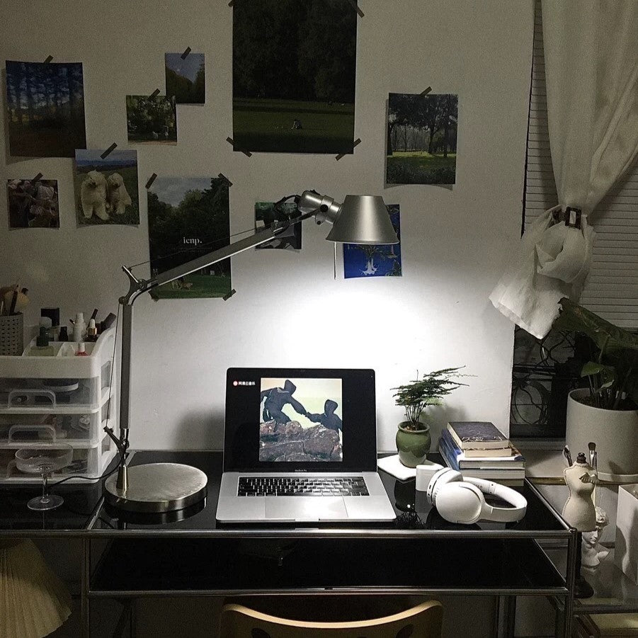 Wide angle lamp