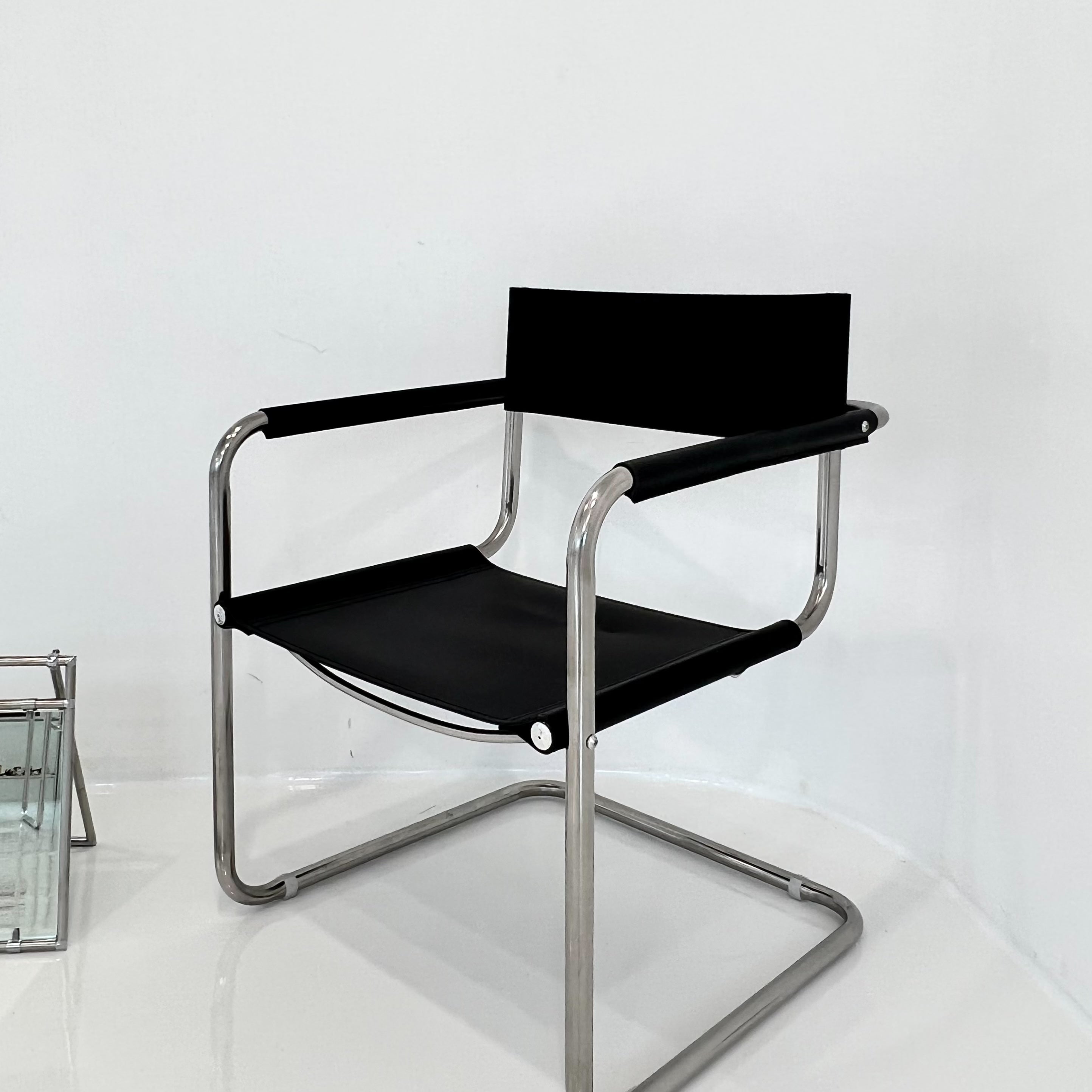 【即納】C4 Stainless Arm Chair
