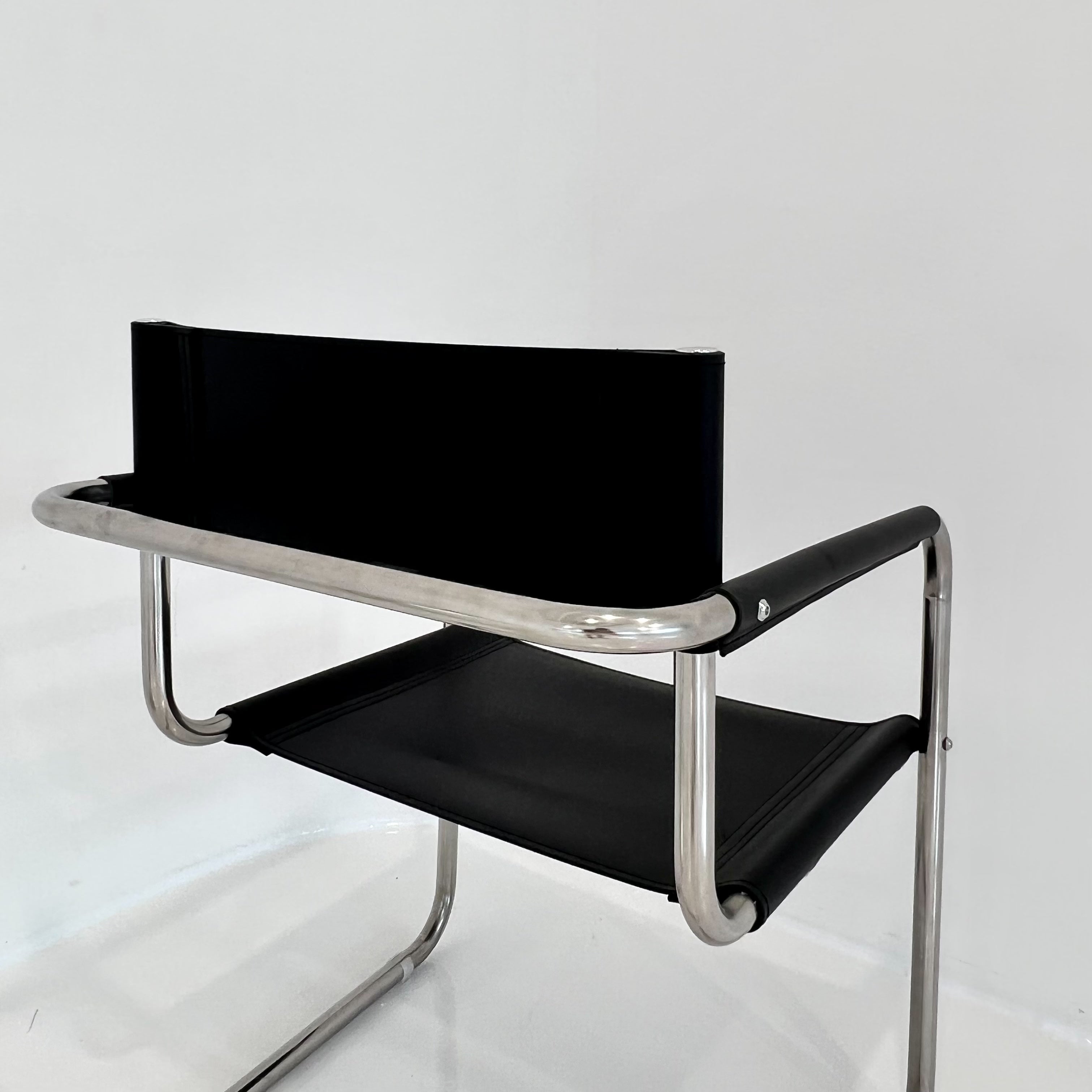 【即納】C4 Stainless Arm Chair
