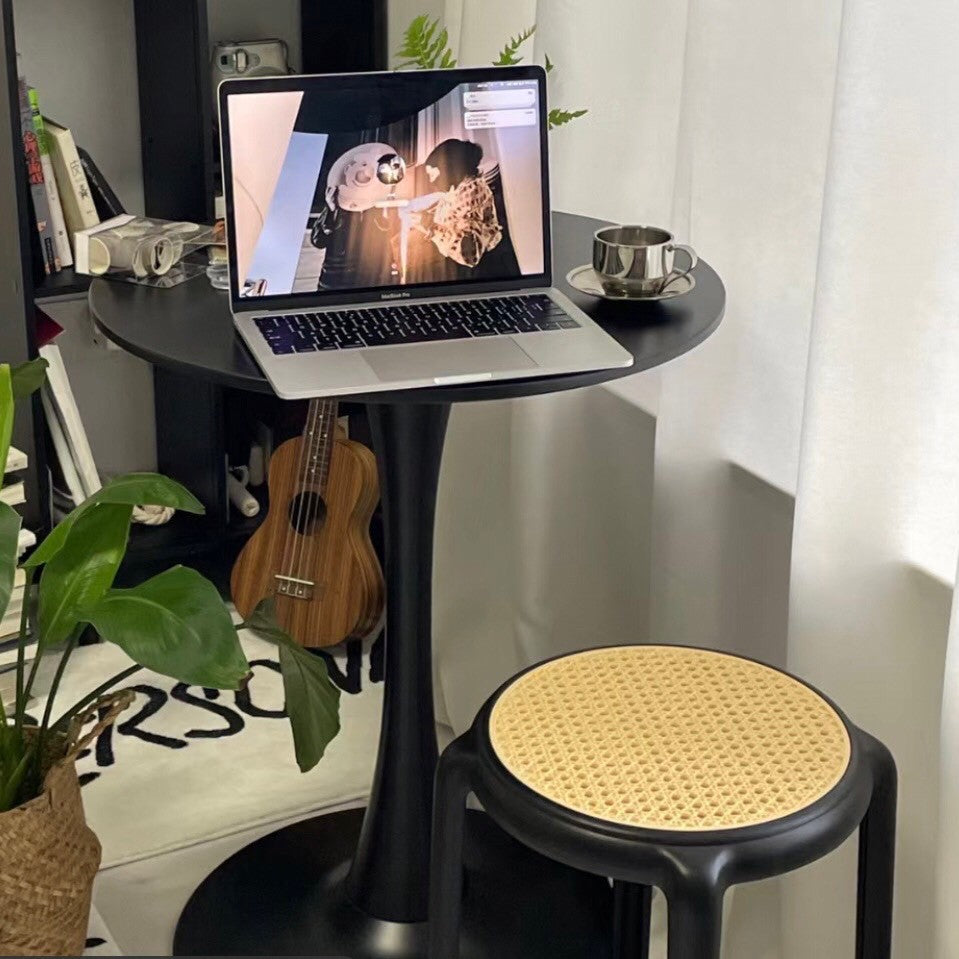 T4 モダンサークルカフェテーブル