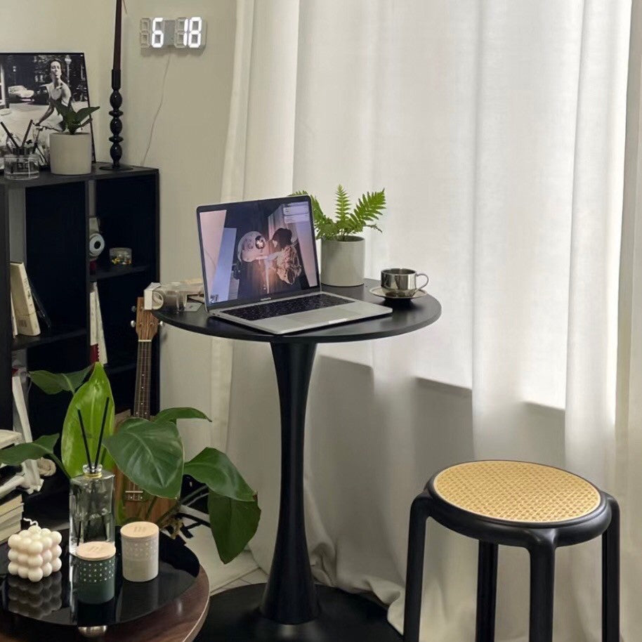 T4 モダンサークルカフェテーブル