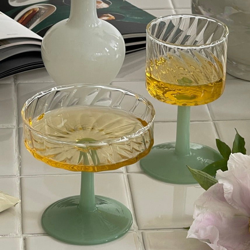 Ice stand glass
