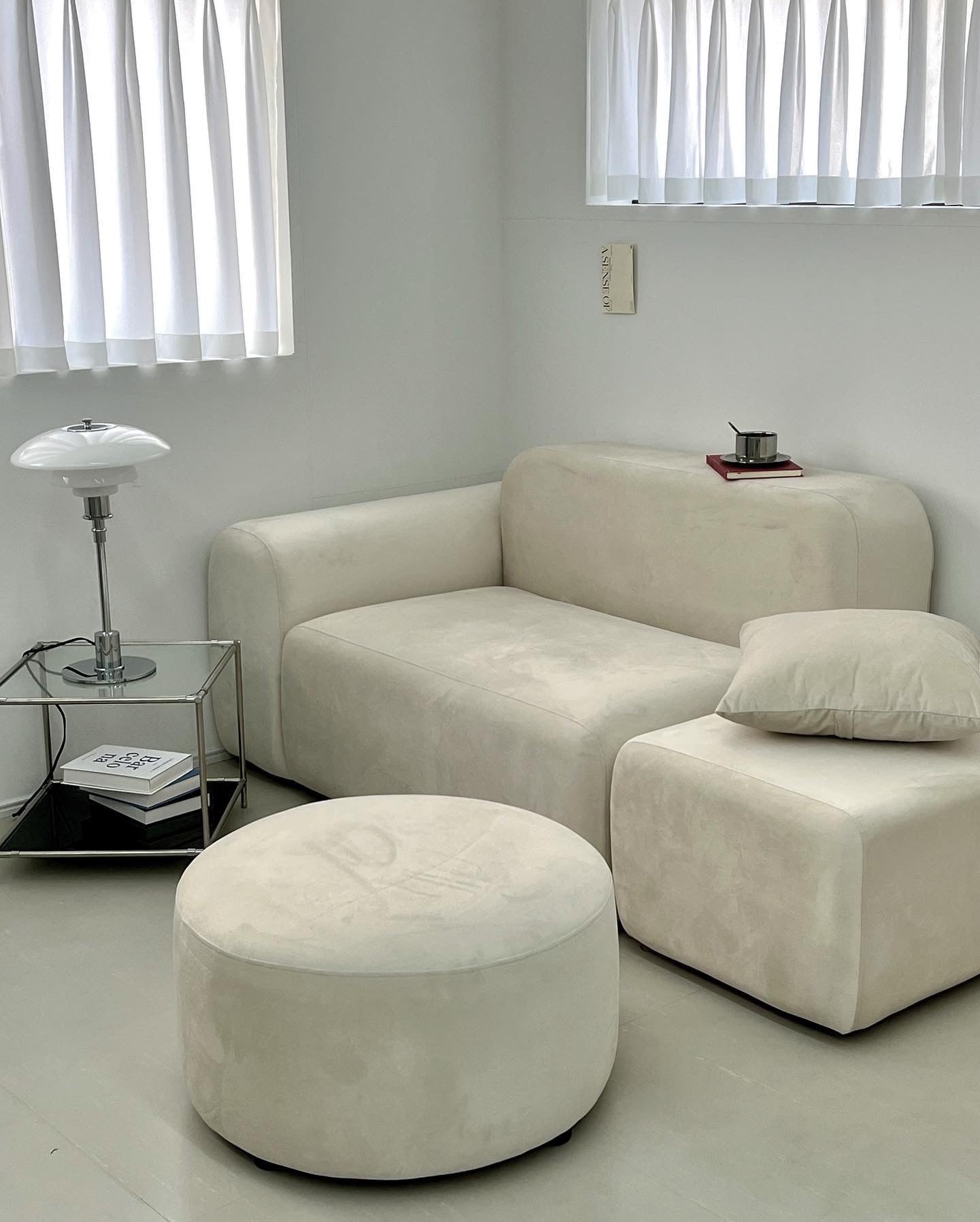 Pebble sofa -ivory-