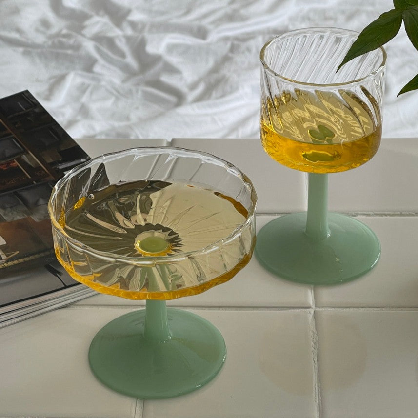 Ice stand glass
