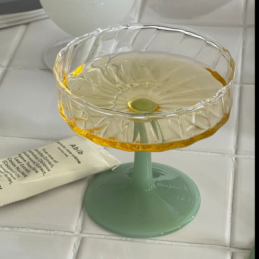 Ice stand glass