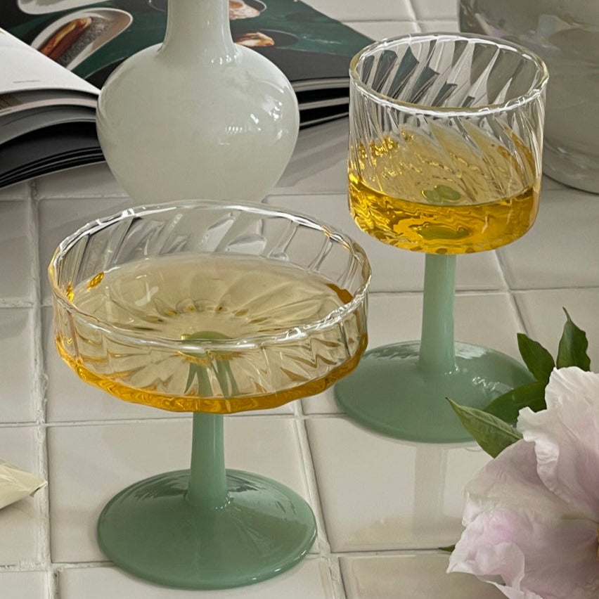Ice stand glass