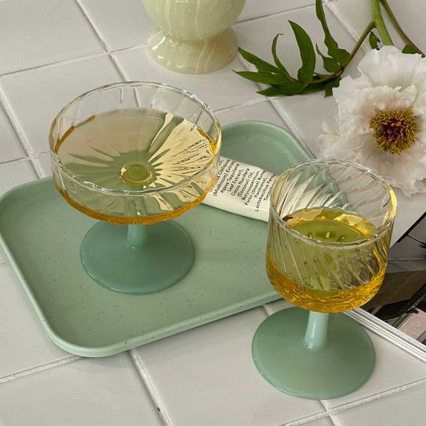 Ice stand glass