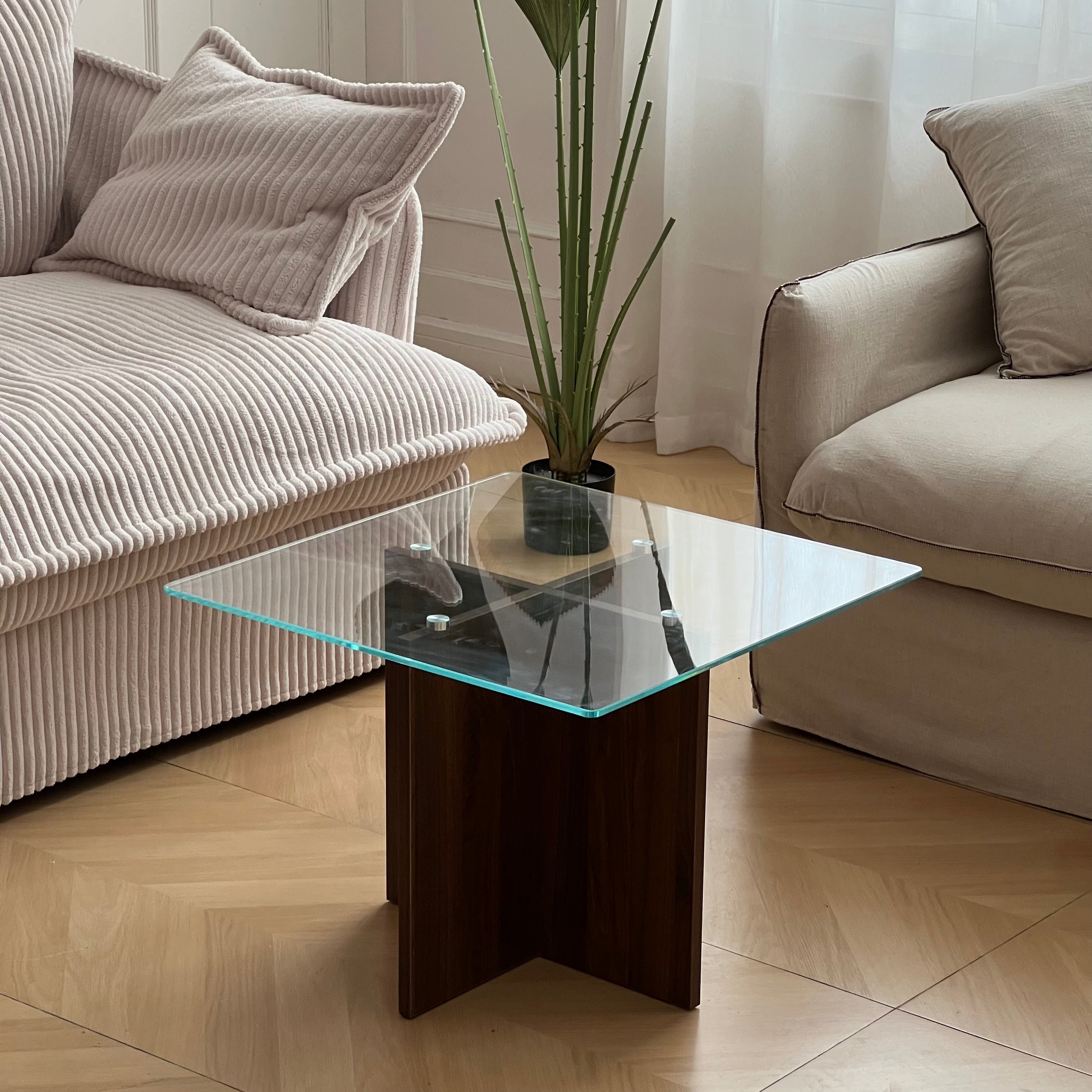 T40 Glasswood low table