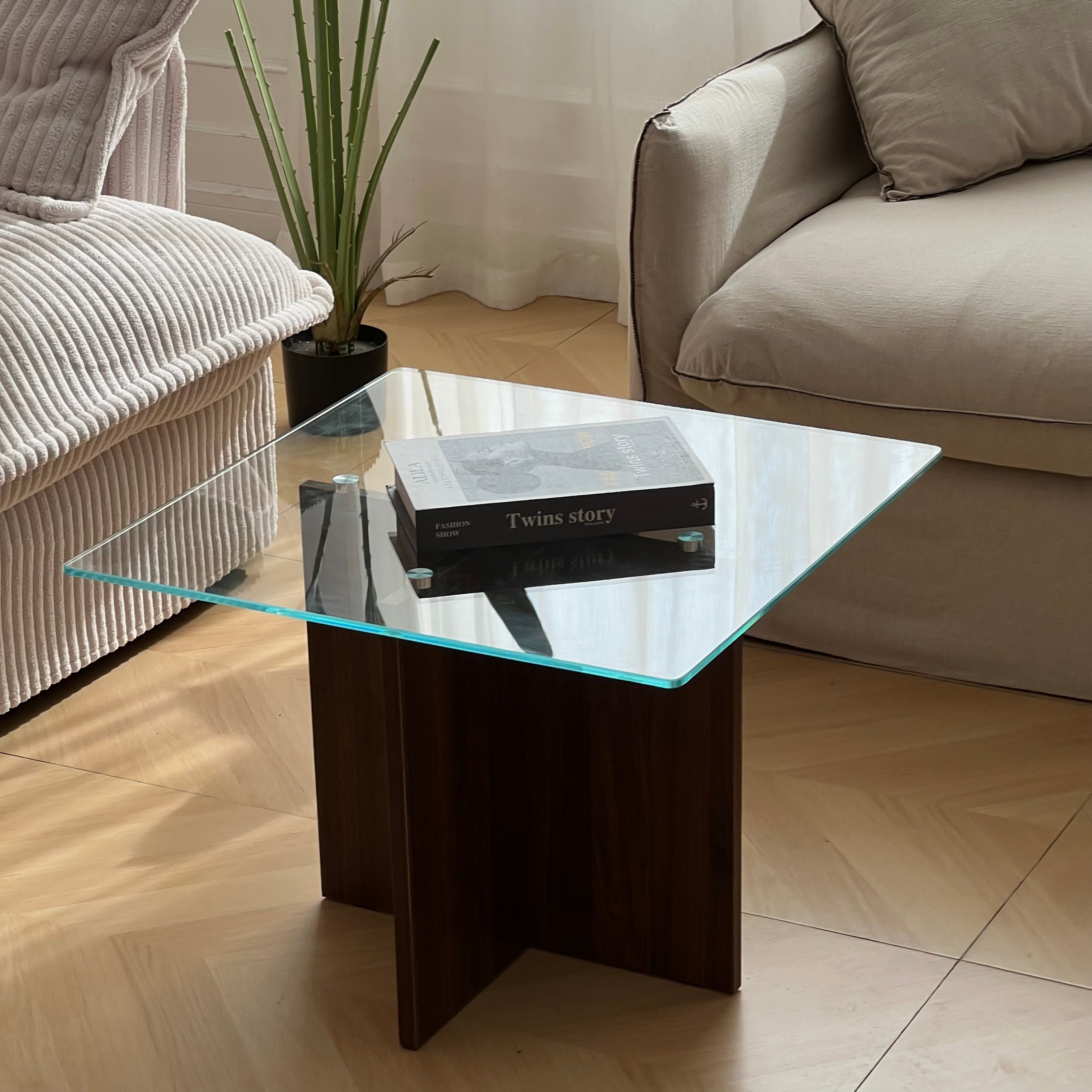 T40 Glasswood low table