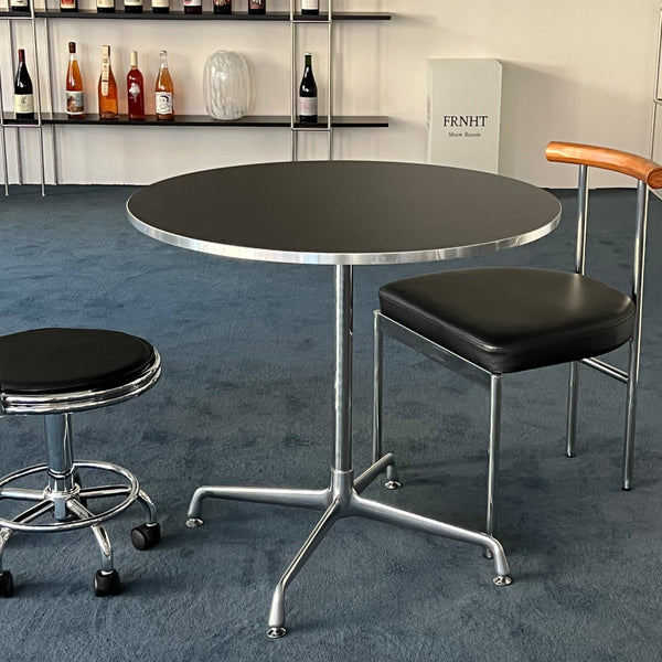 T31 Circle silverframe table
