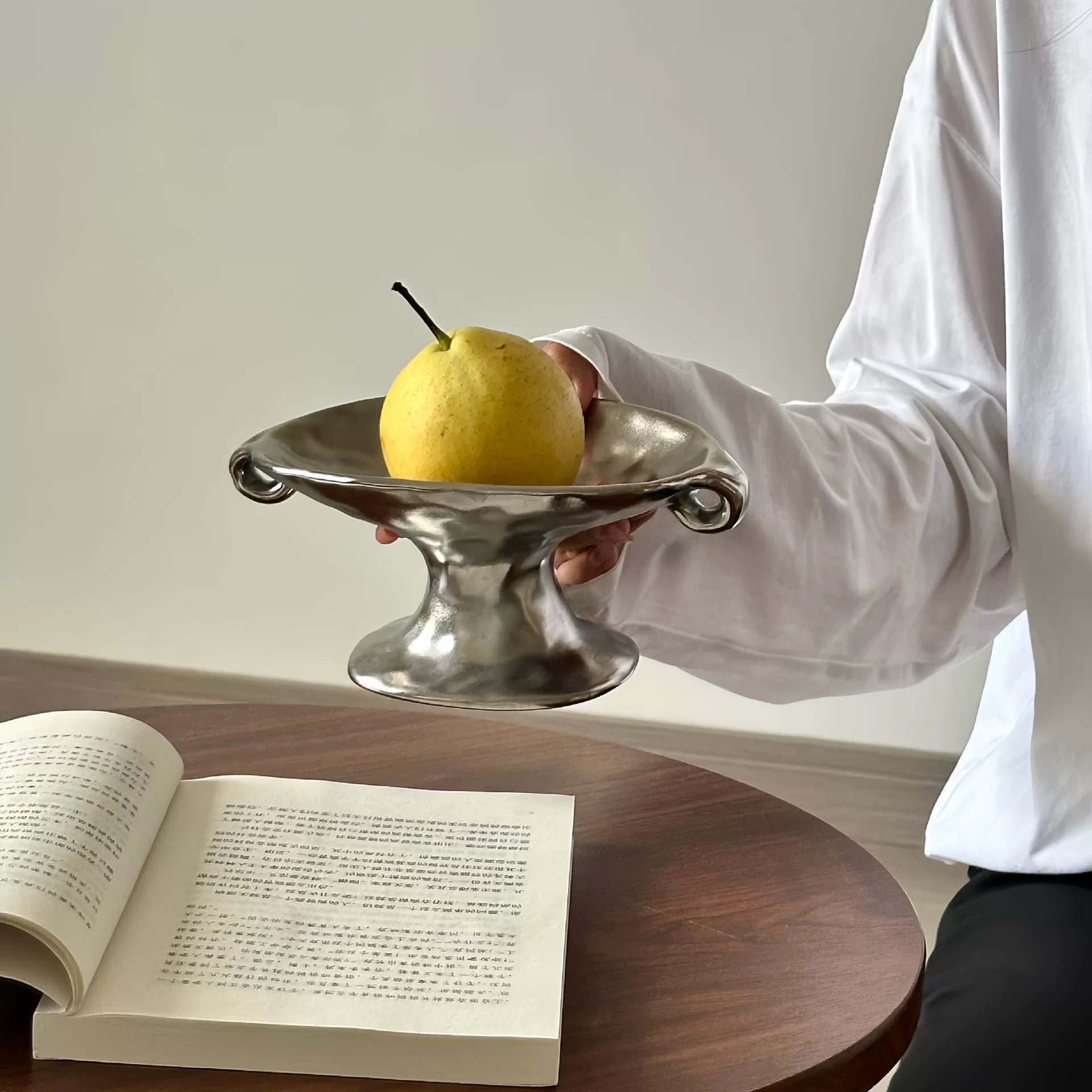 Magic lamp tray
